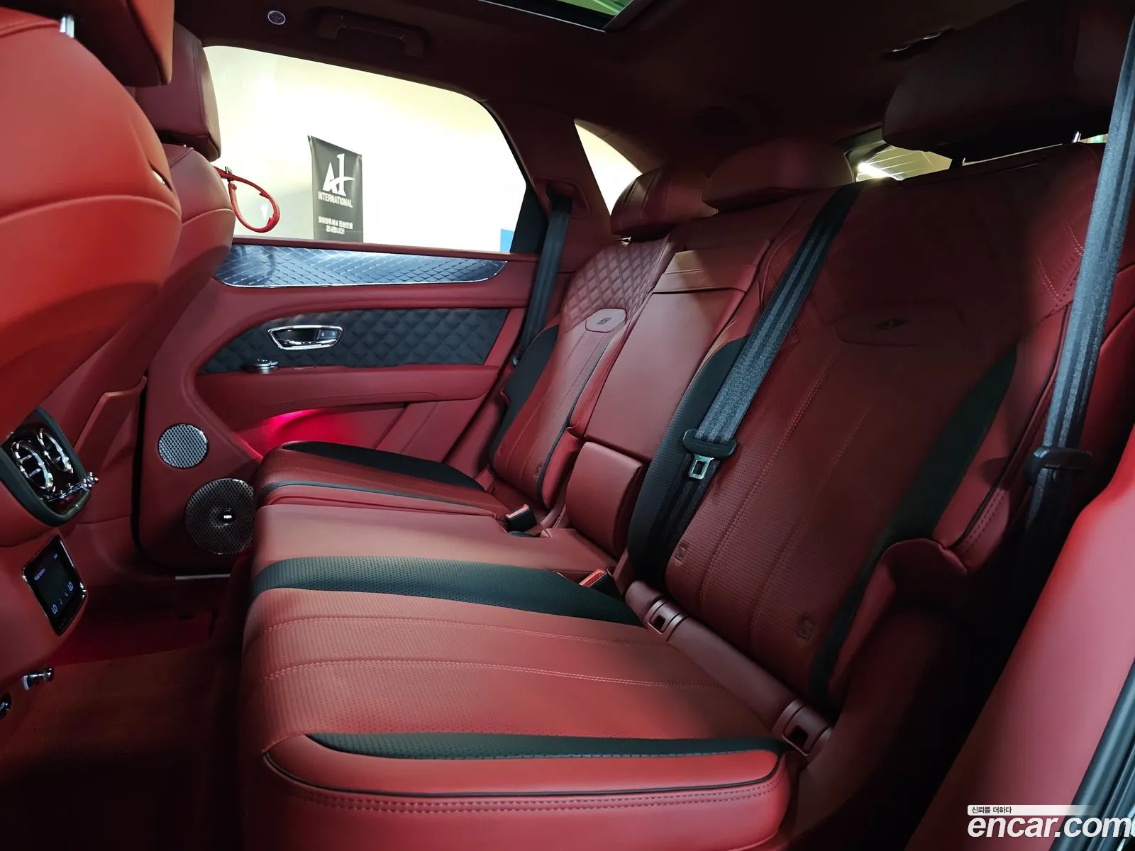 Bentley Bentayga 2022 — 4
