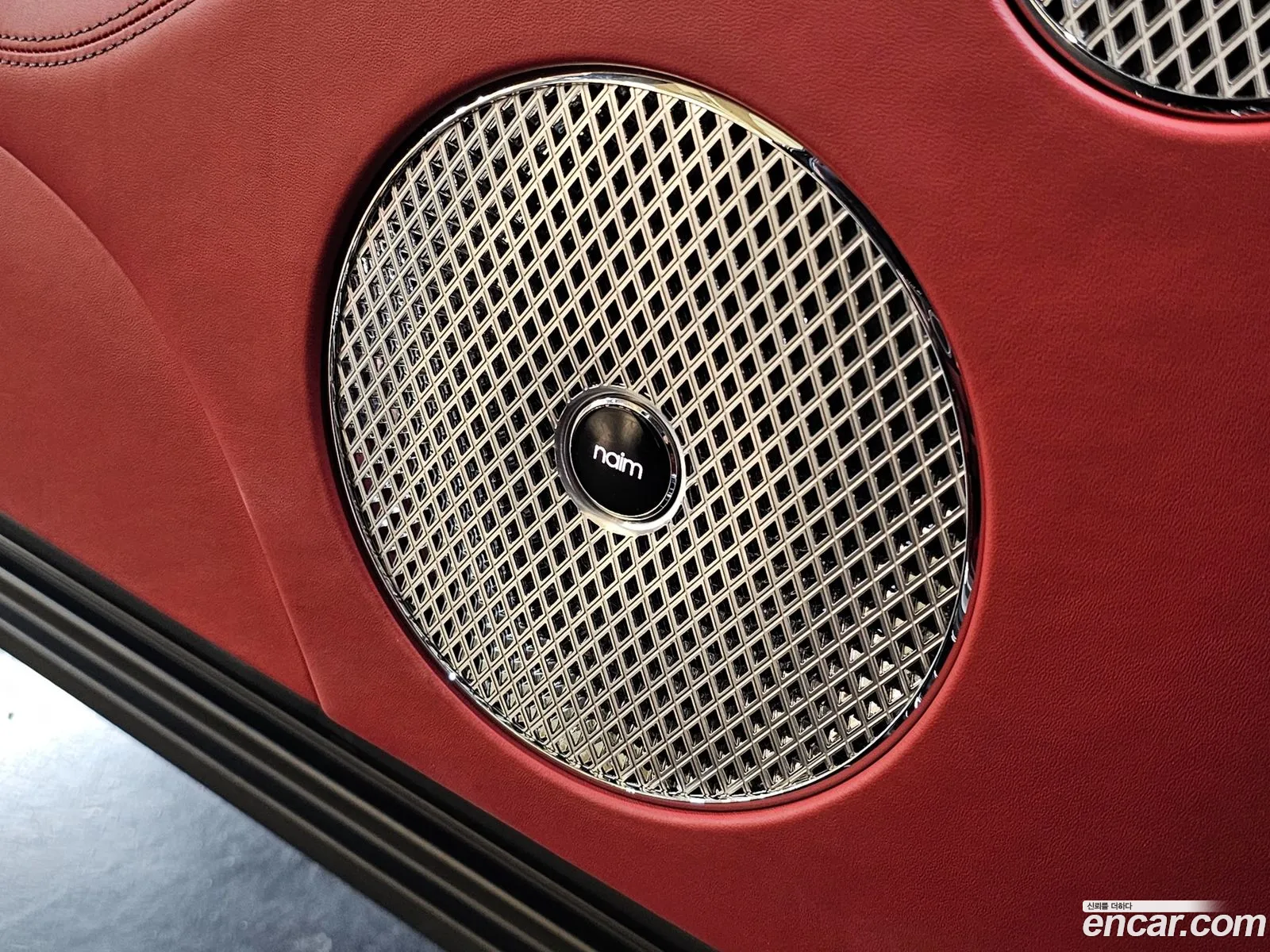 Bentley Bentayga 2022 — 6