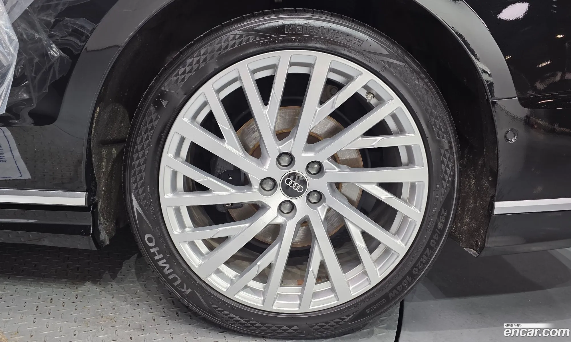 Audi A8 2021 WAUZZZF89MN003659 — 8
