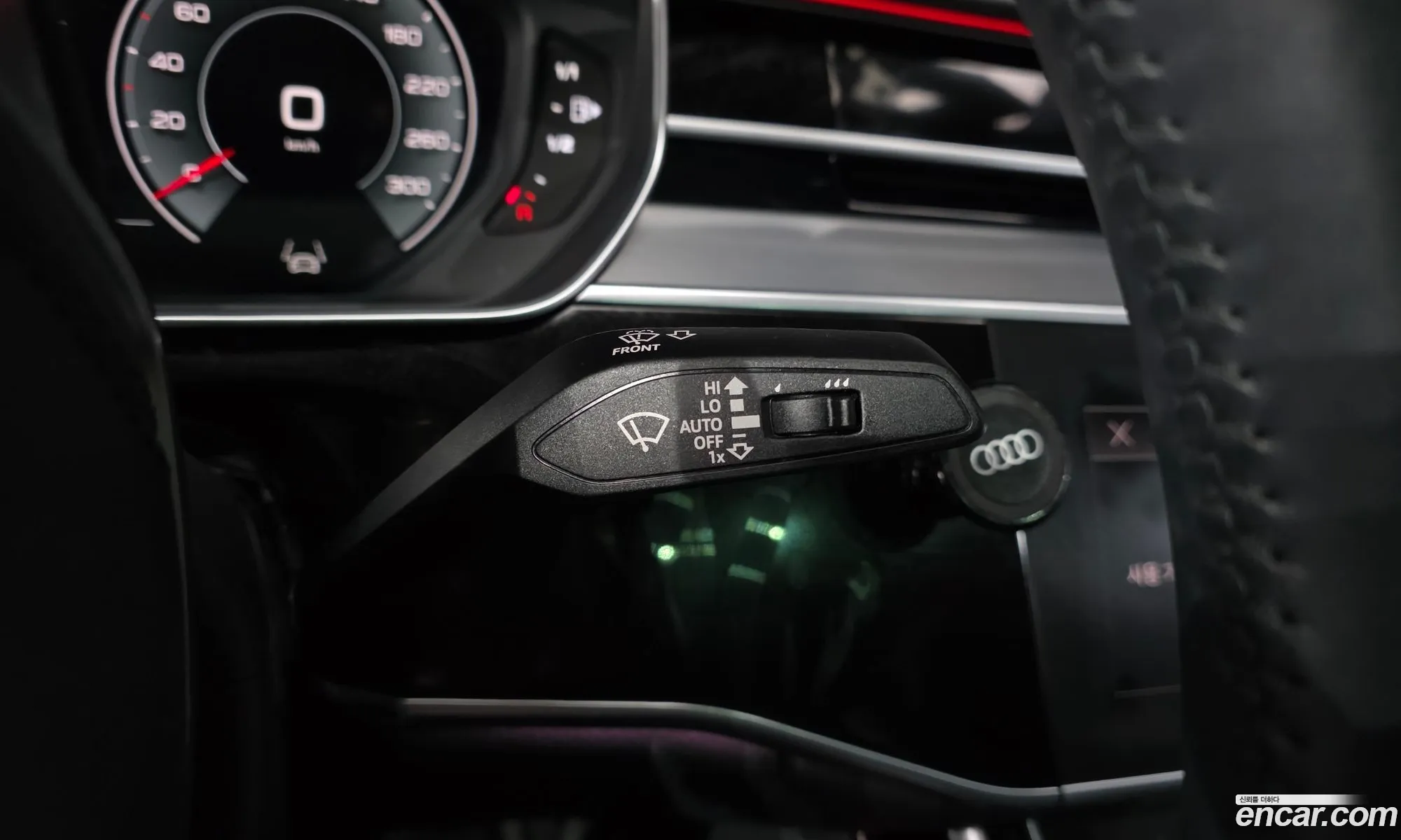 Audi A8 2021 WAUZZZF89MN003659 — 24