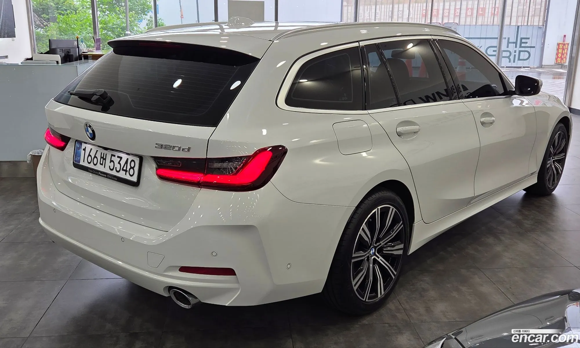 BMW 3 Series 2025 — 5