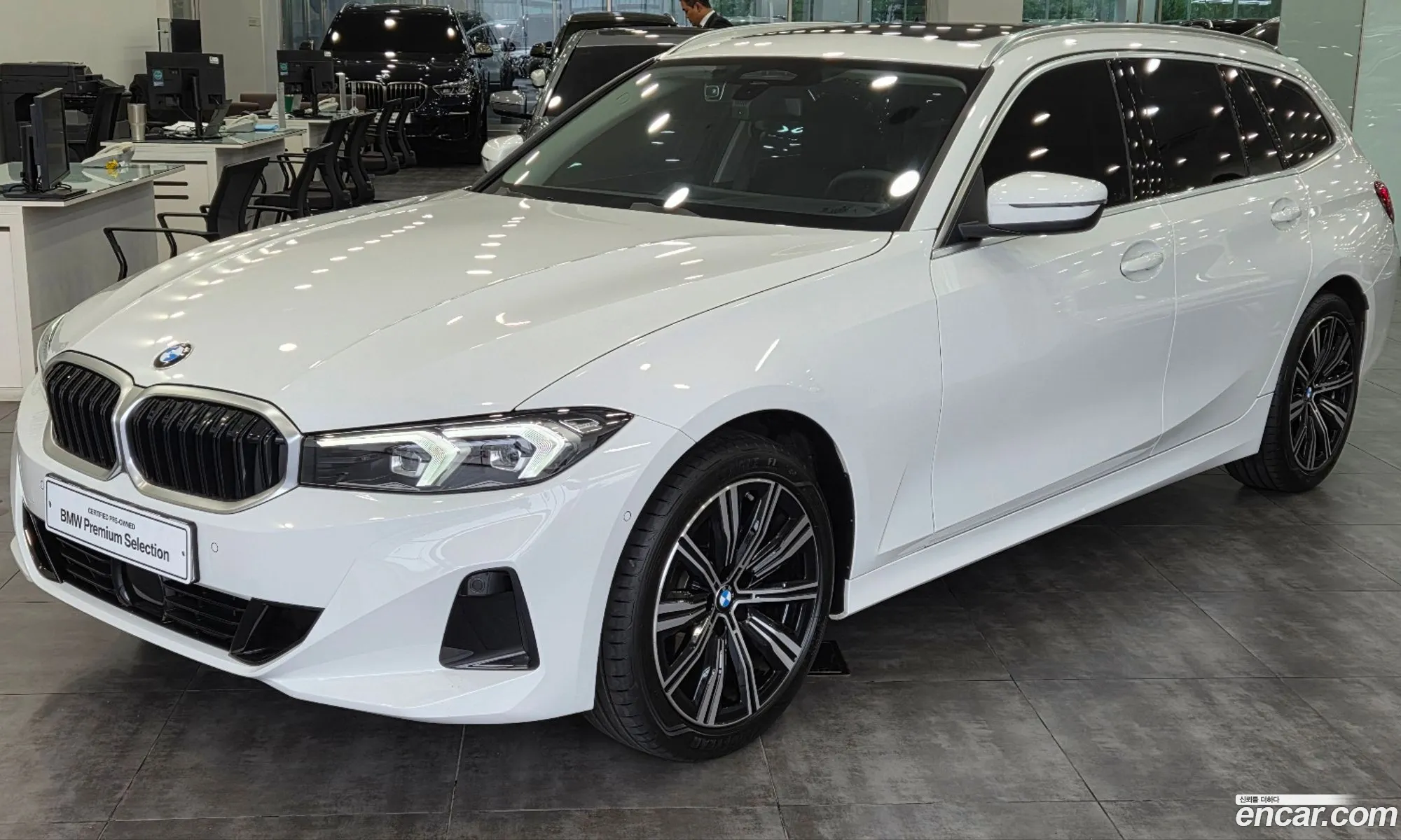 BMW 3 Series 2025 — 9