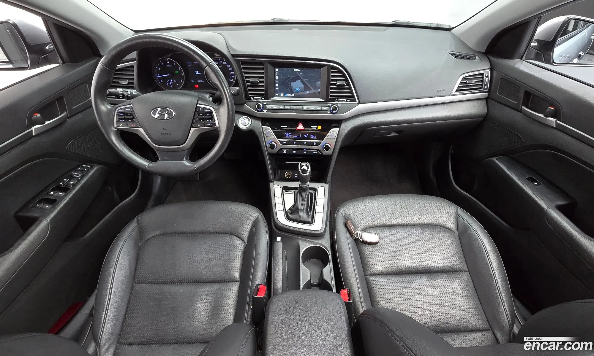 Hyundai Elantra AD 2016 — 18