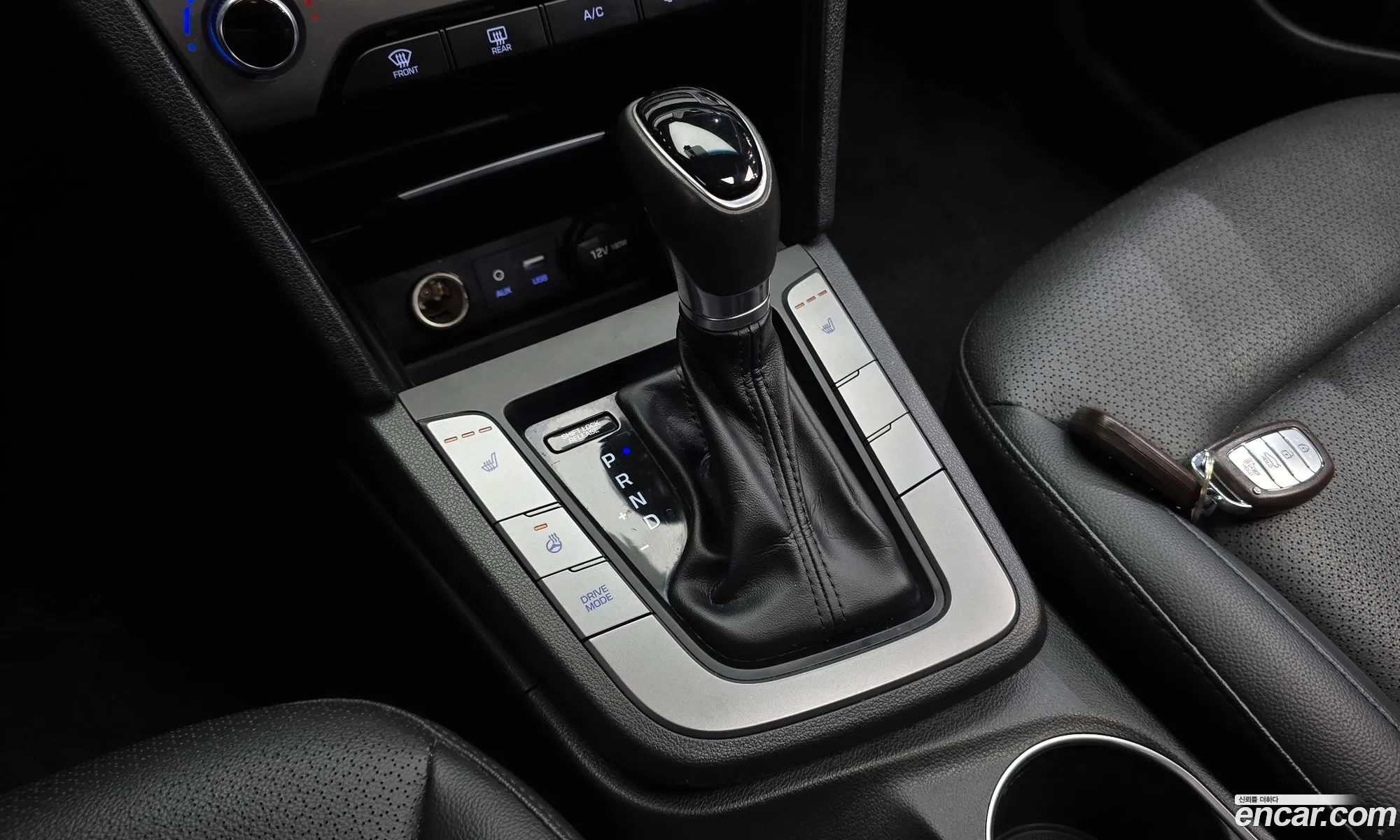 Hyundai Elantra AD 2016 — 10
