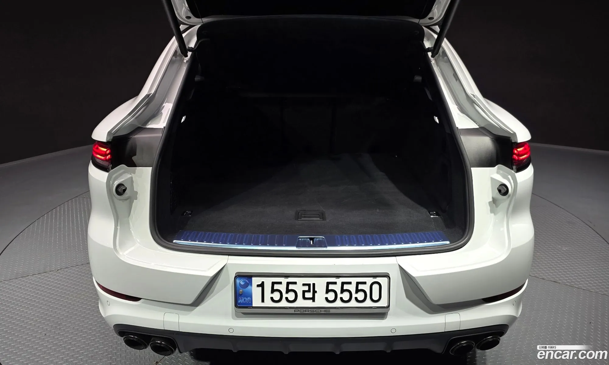 Porsche Cayenne 2024 WP1BN29Y2SDA70012 — 12