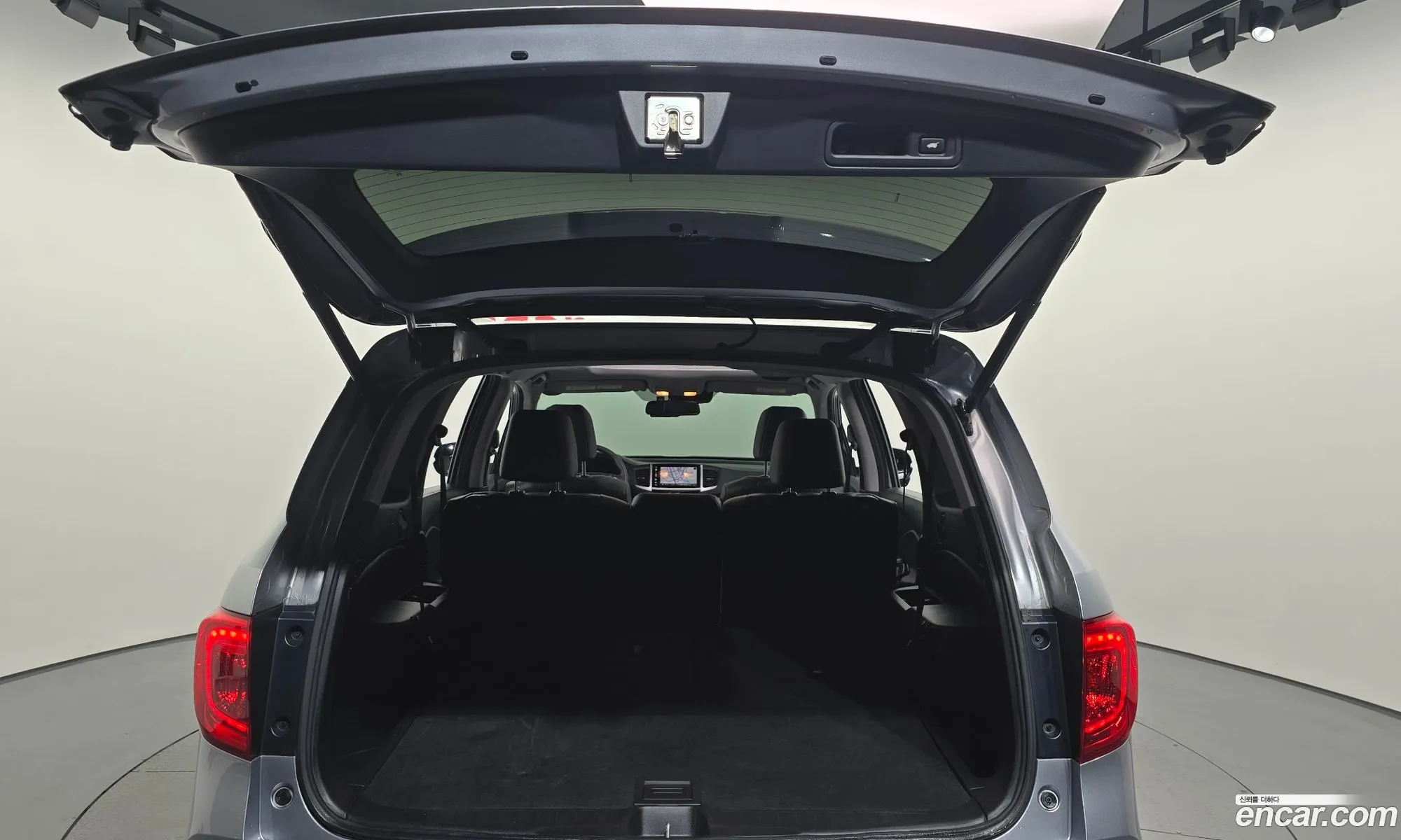 Honda Pilot 2017 5FNYF6850HB201498 — 33