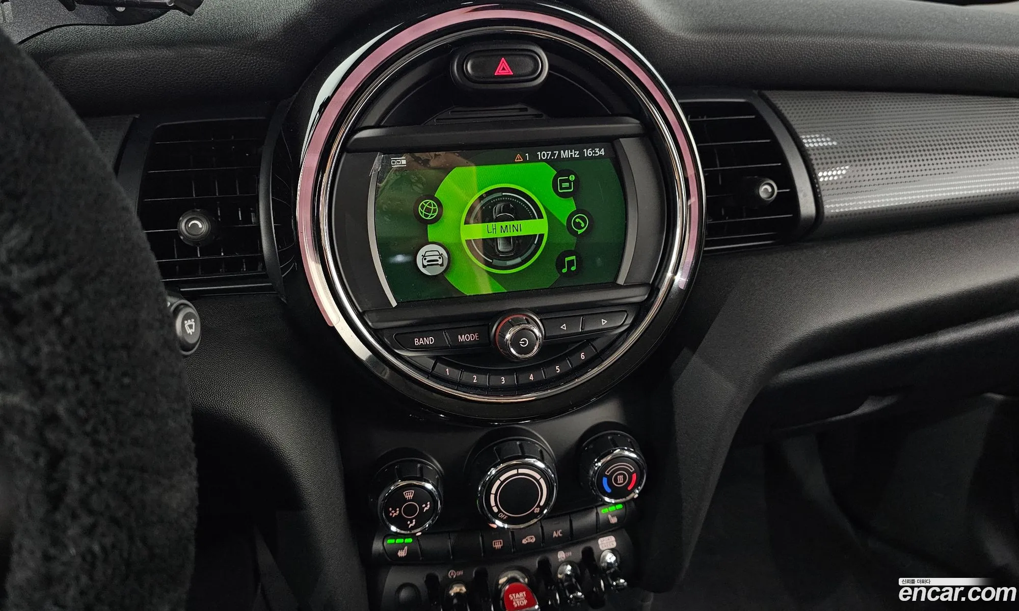 Mini Cooper 2019 WMWXP5108K2H92976 — 2