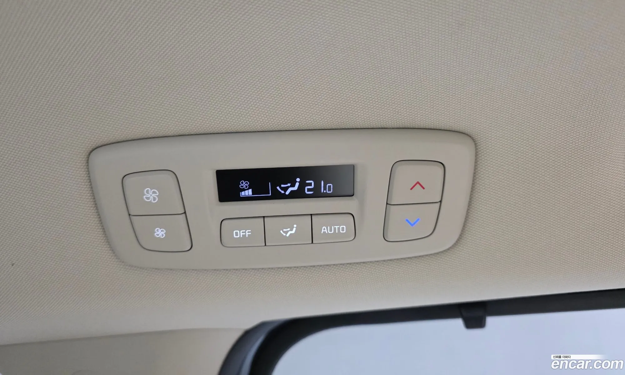 Kia Carnival 2024 — 4