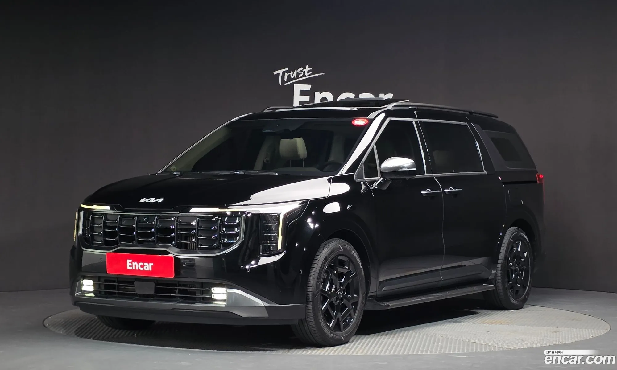 Kia Carnival 2024 — 36
