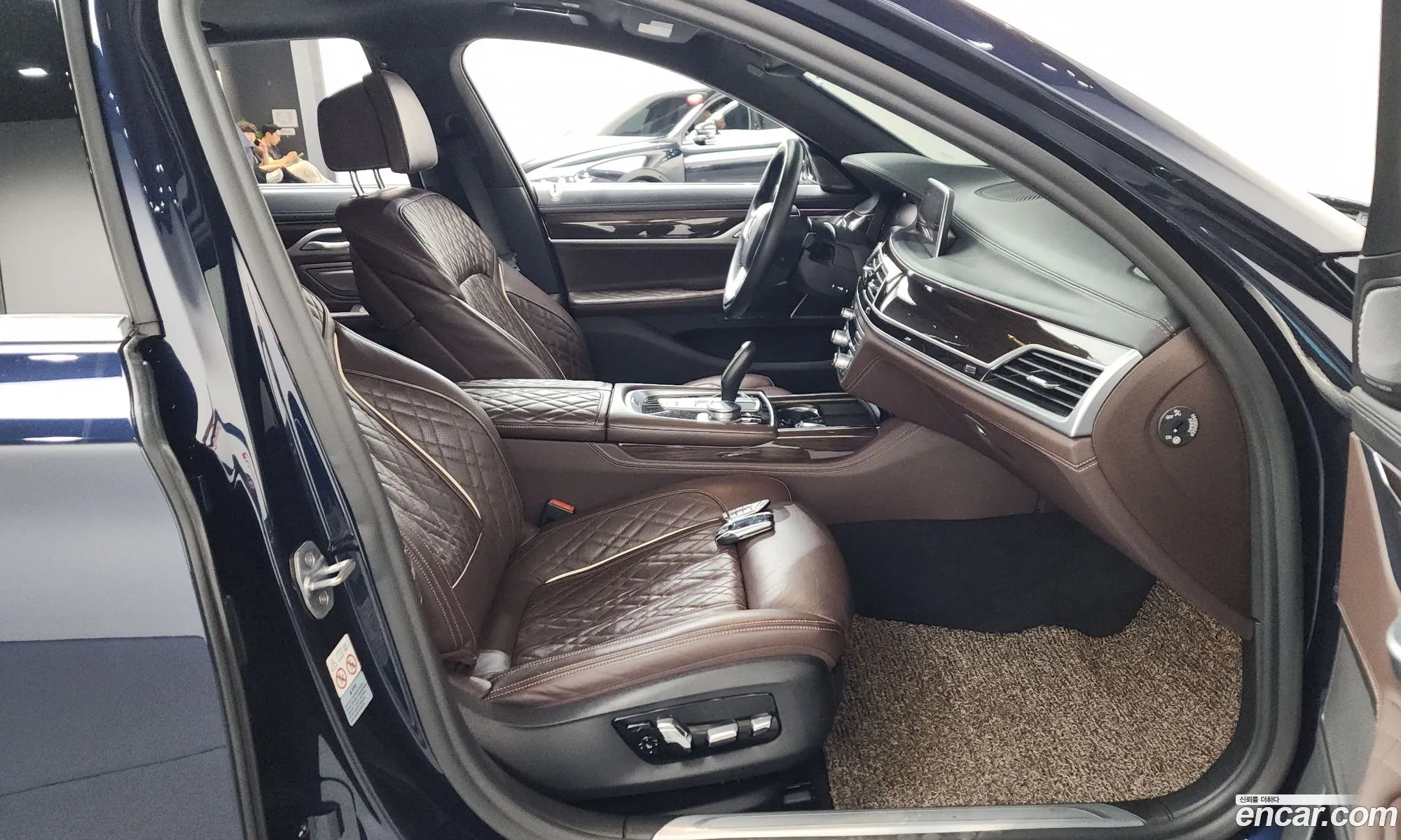 BMW 7 Series 2019 WBA7S610XLBY36026 — 8
