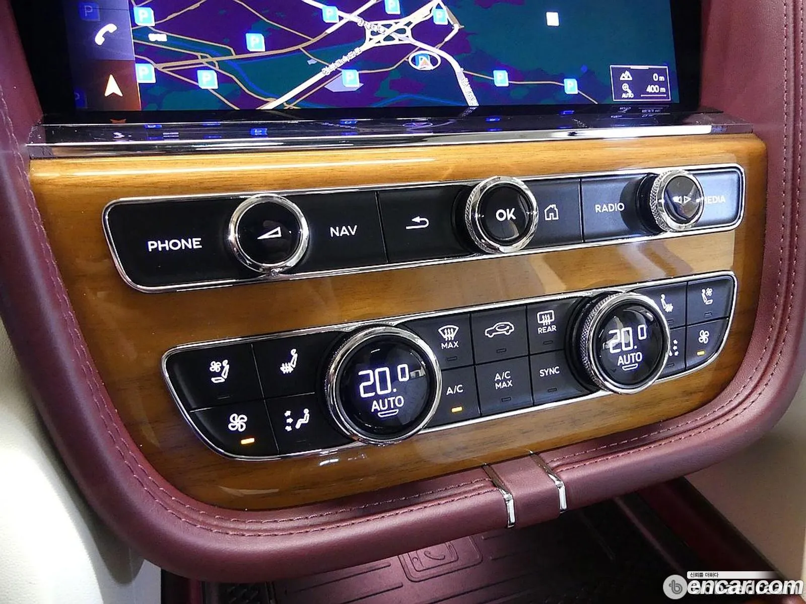 Bentley Bentayga 2022 — 14