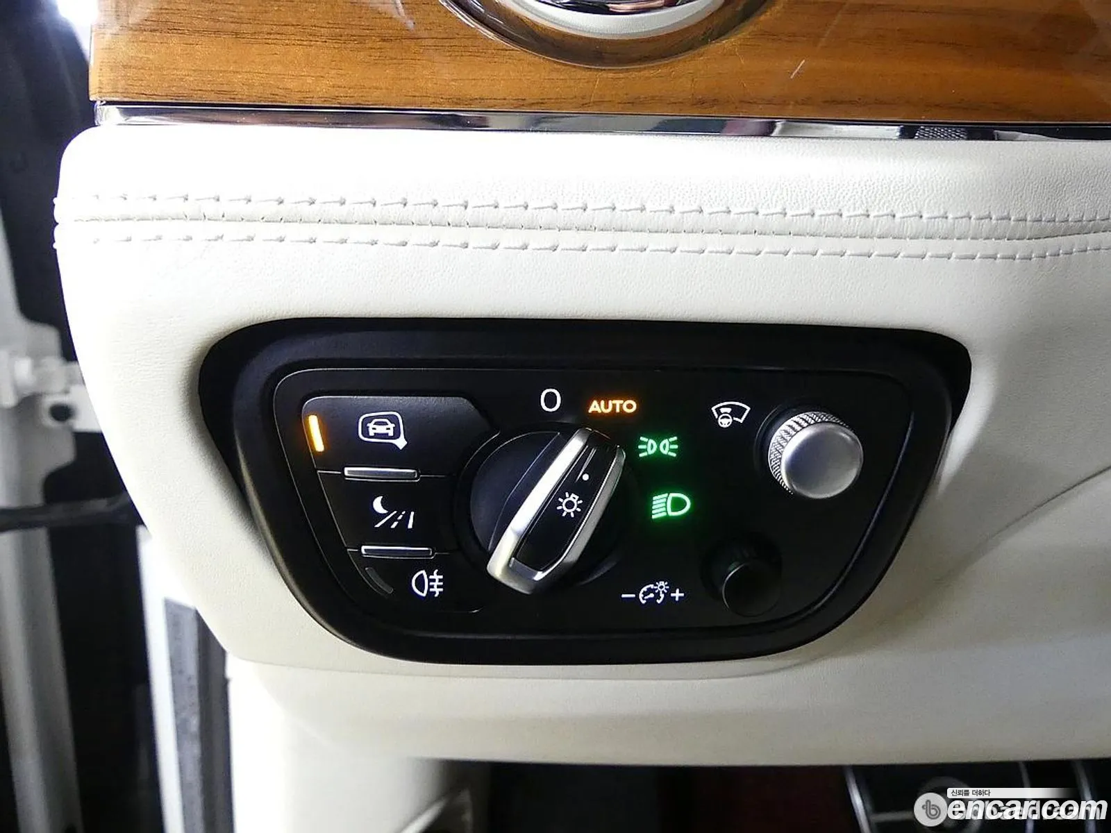 Bentley Bentayga 2022 — 2