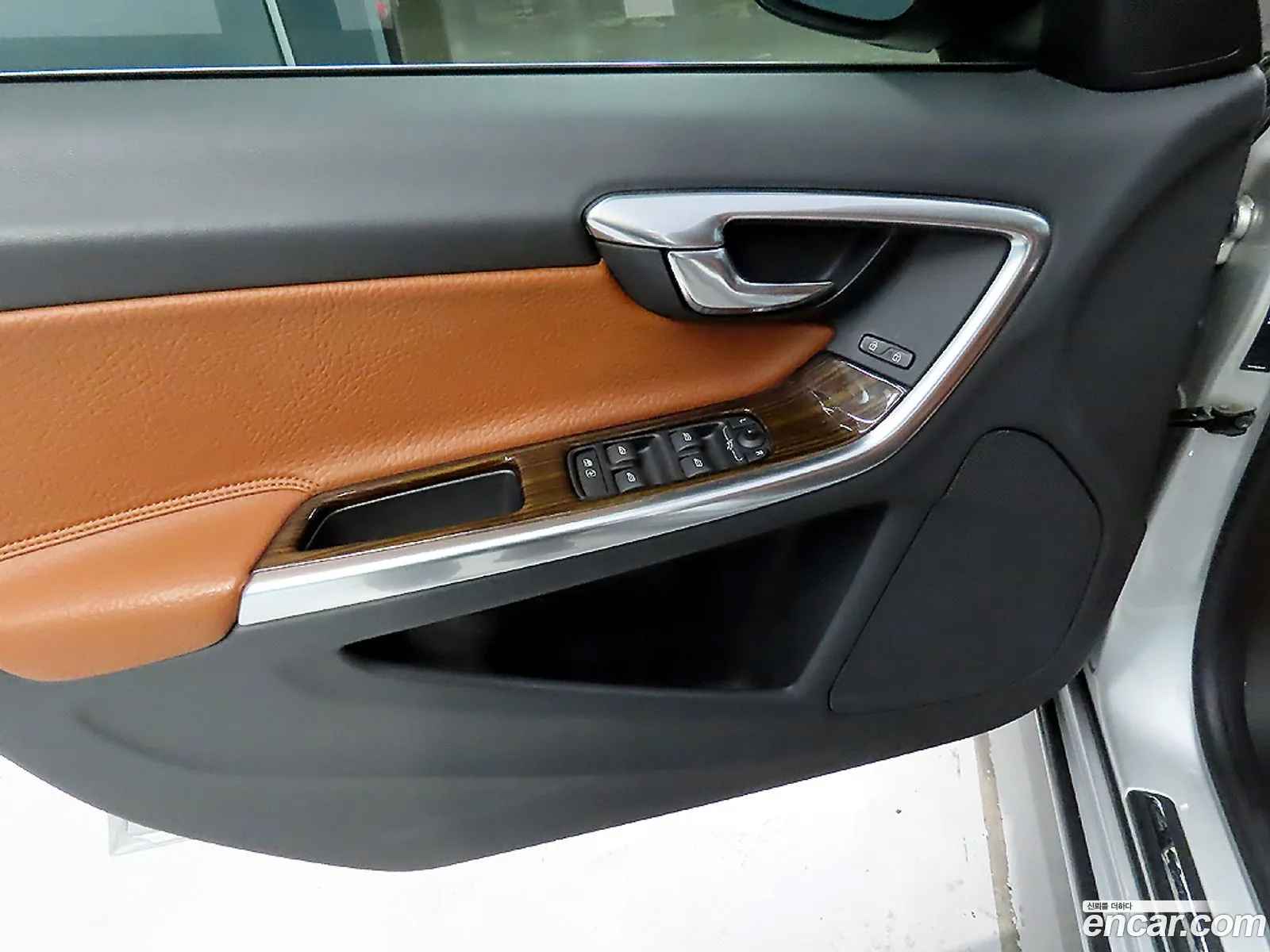 Volvo S60 2012 — 13