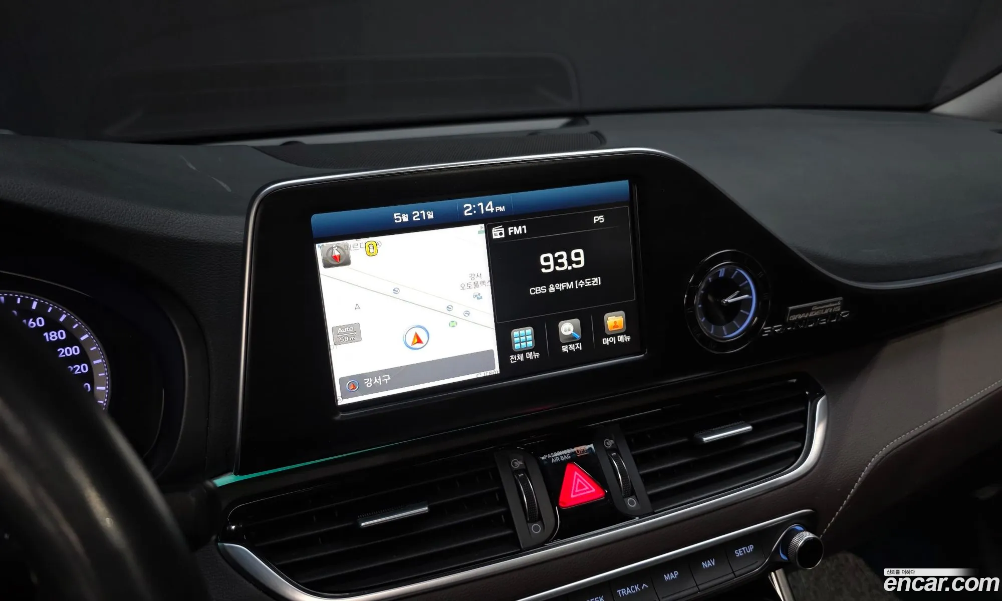 Hyundai Grandeur IG 2017 — 29