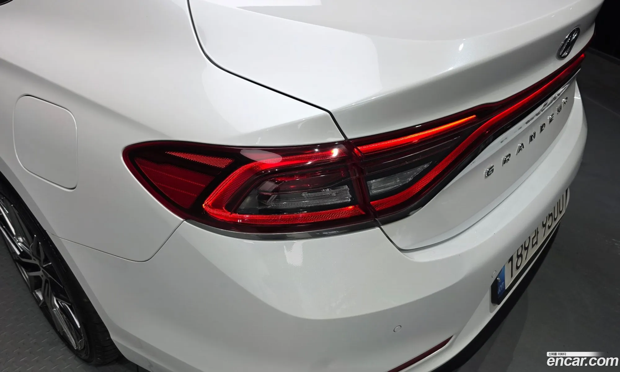 Hyundai Grandeur IG 2017 — 23