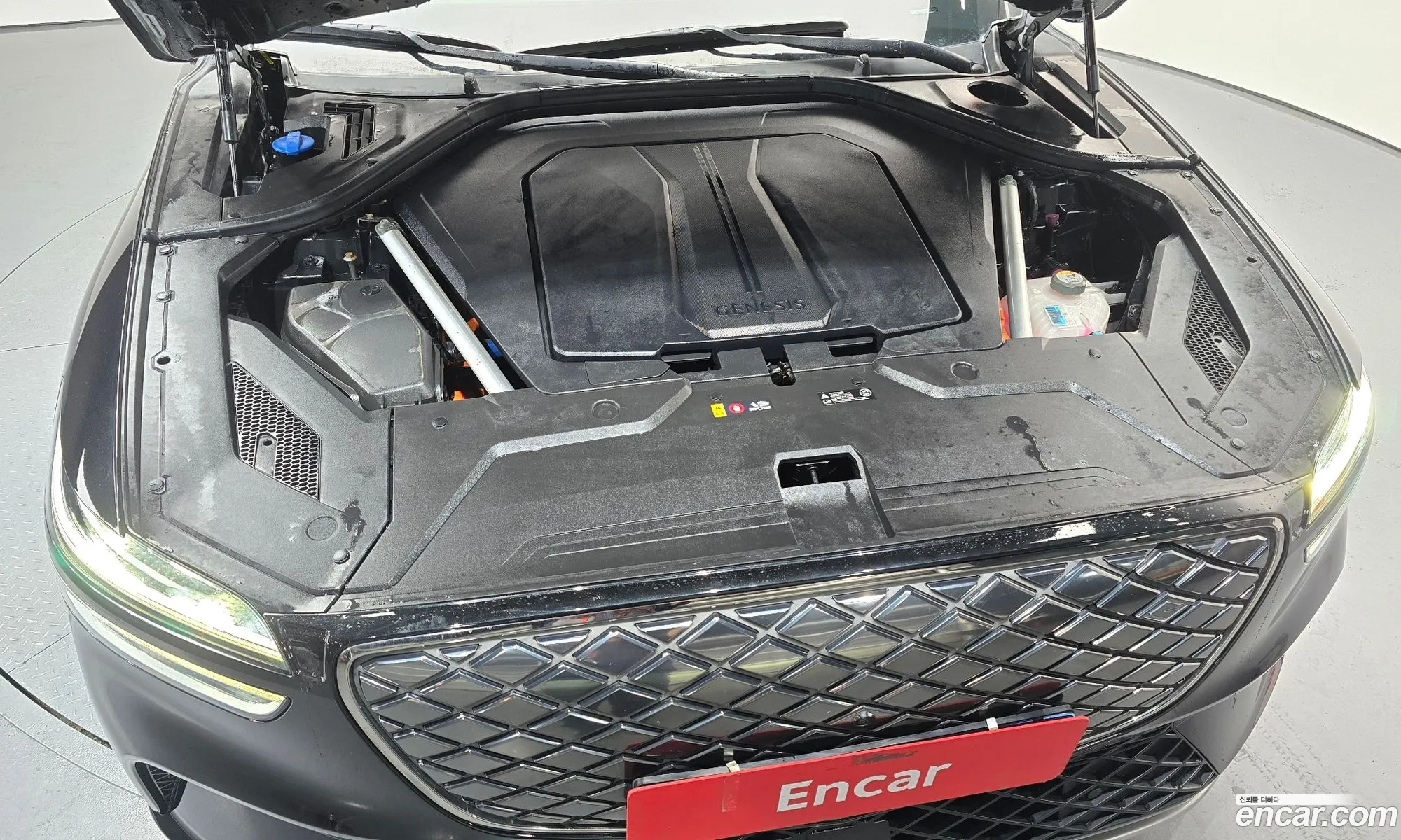 Genesis Electrified GV70 2022 — 5