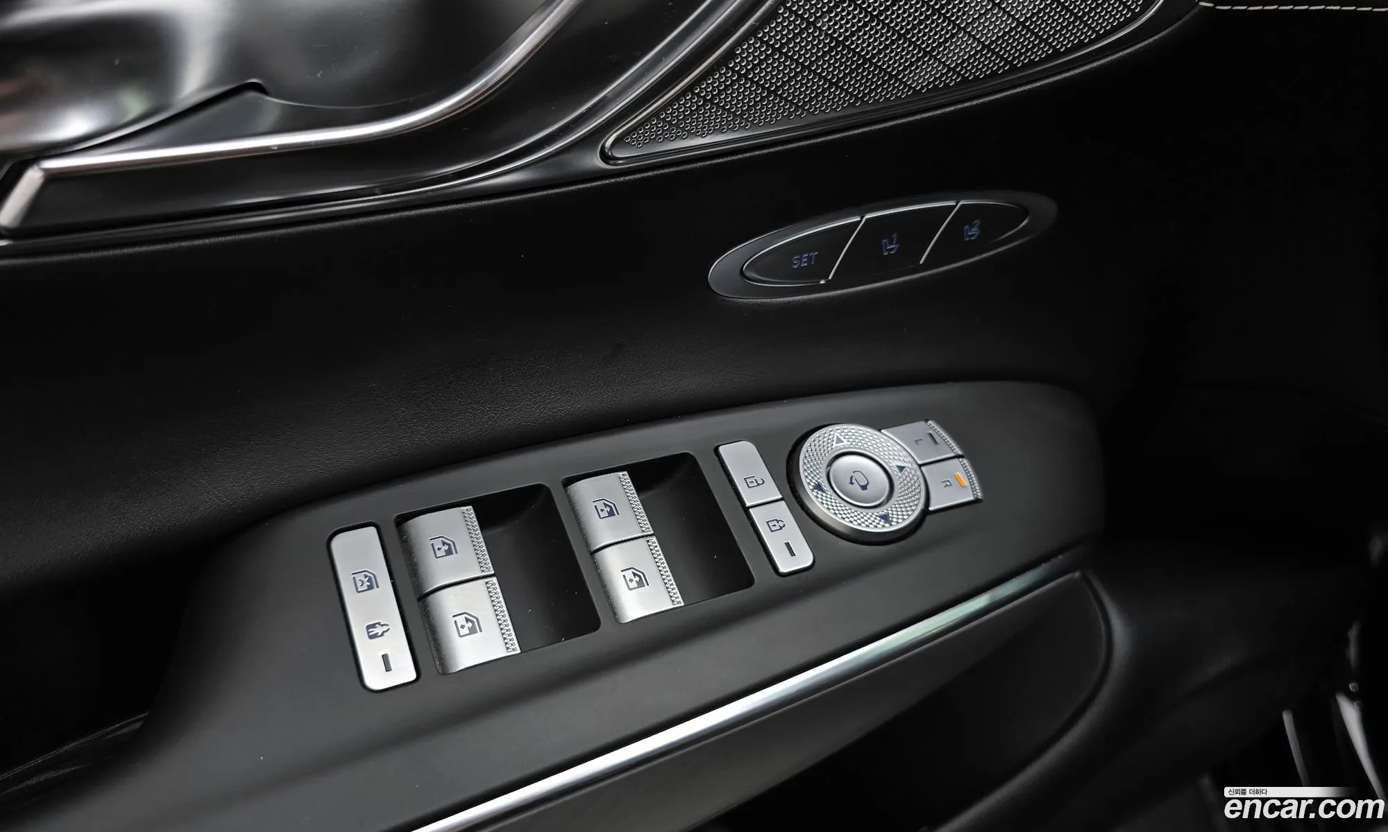 Genesis Electrified GV70 2022 — 4