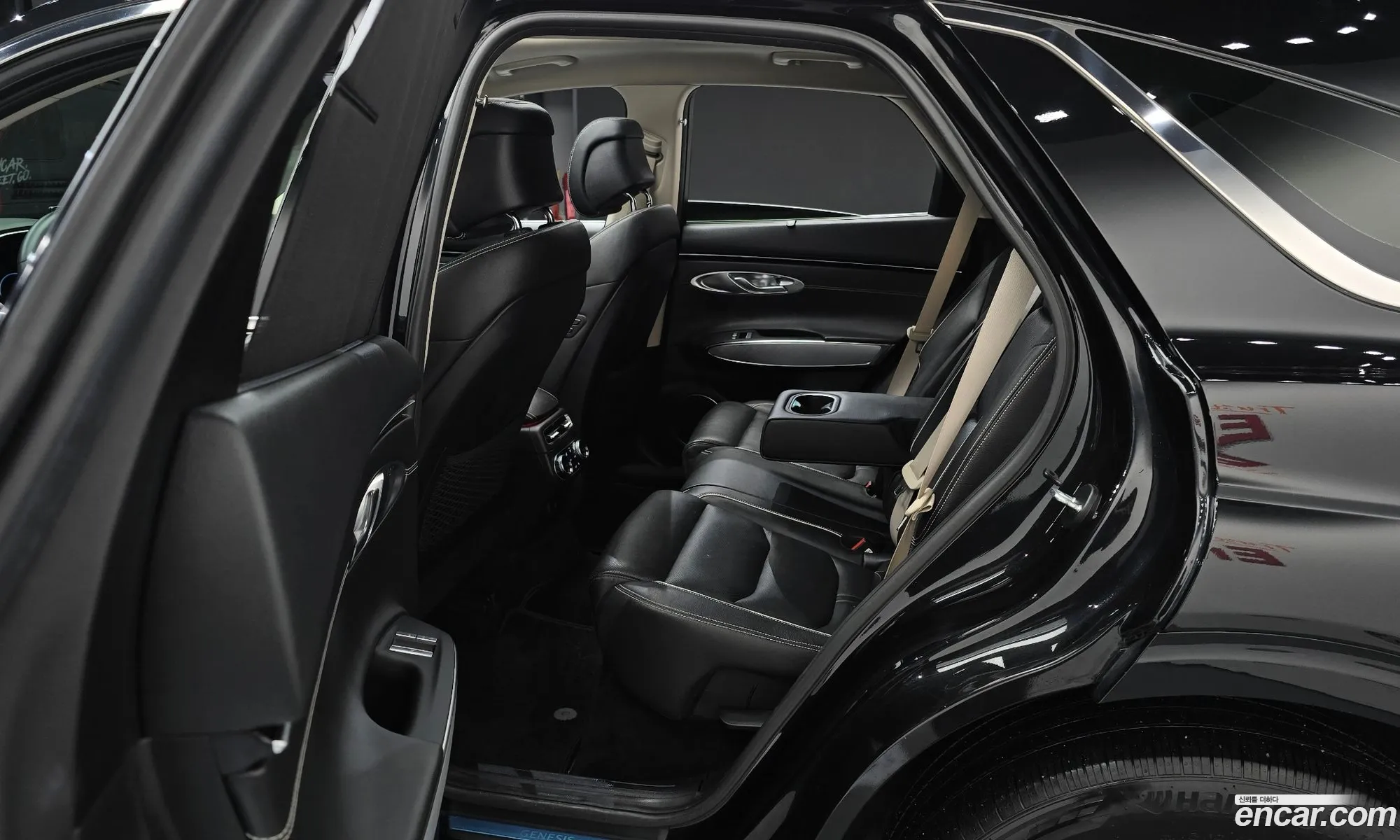 Genesis Electrified GV70 2022 — 27