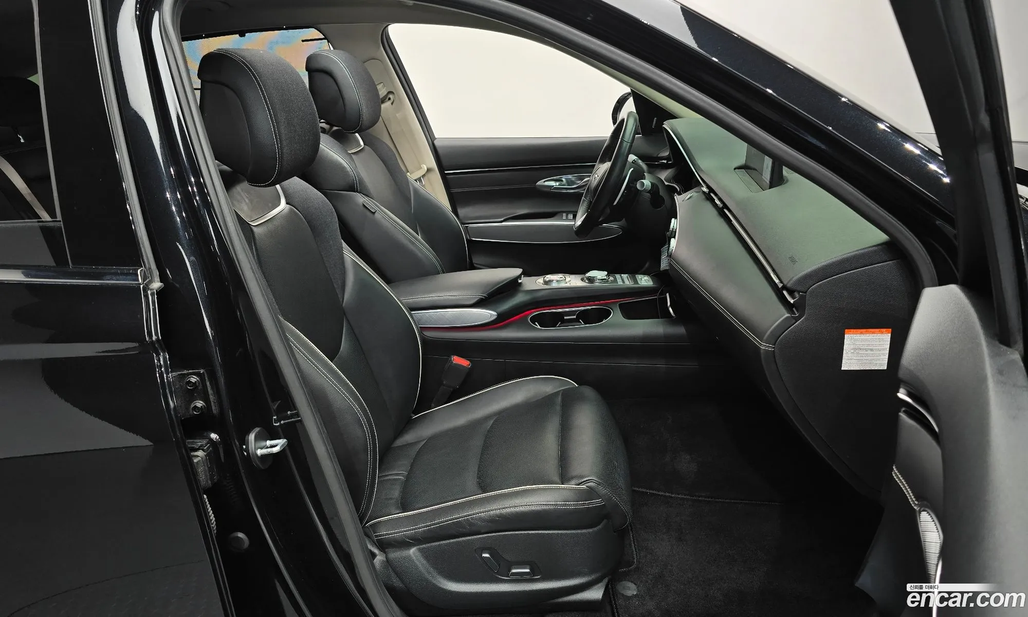 Genesis Electrified GV70 2022 — 26