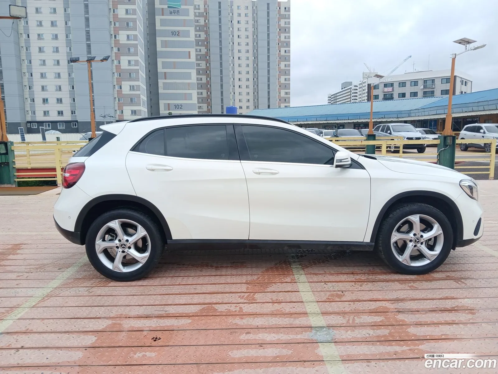 Mercedes-Benz GLA-Class X156 2017 — 4