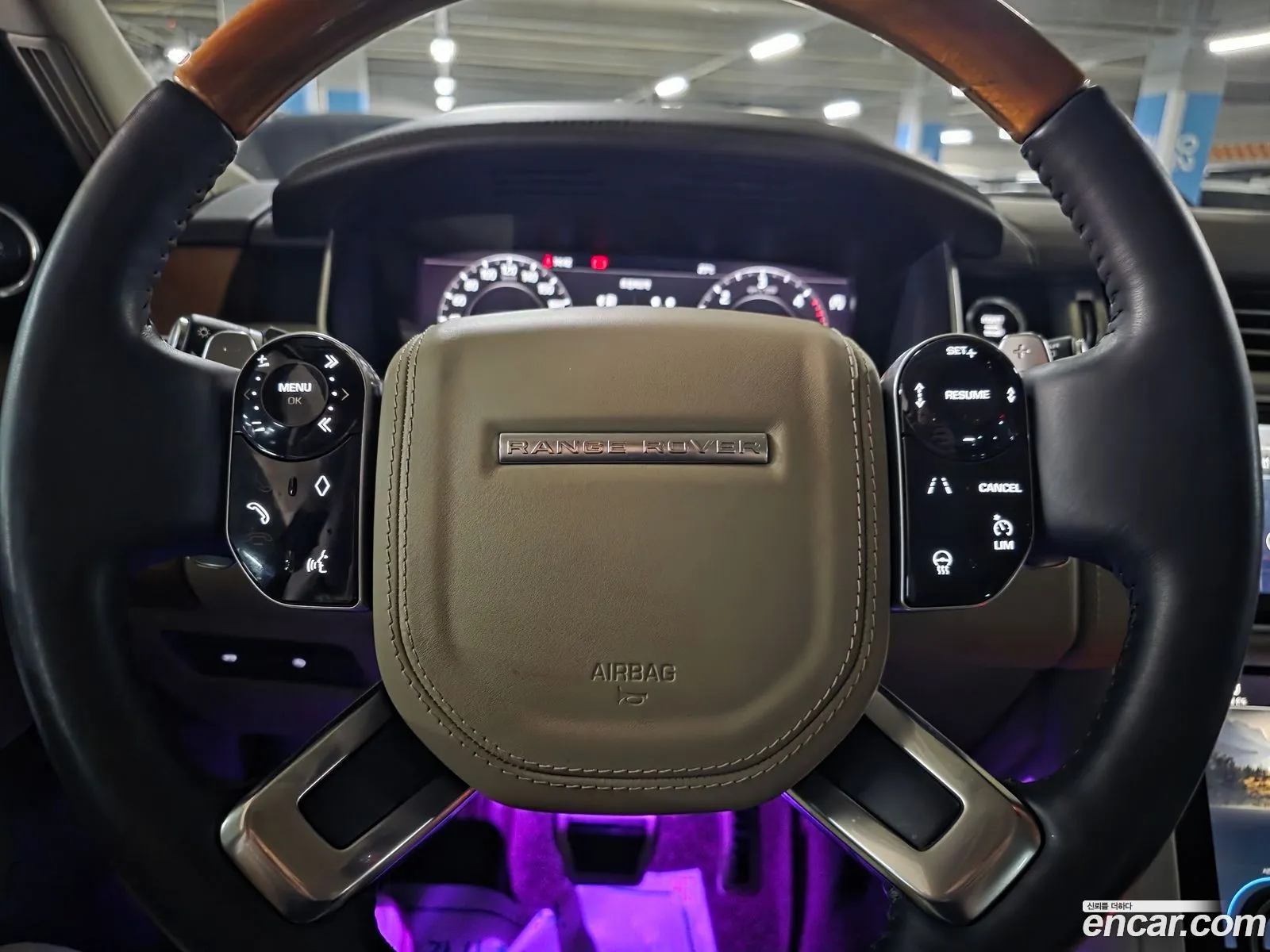 Land Rover Range Rover 2020 — 14