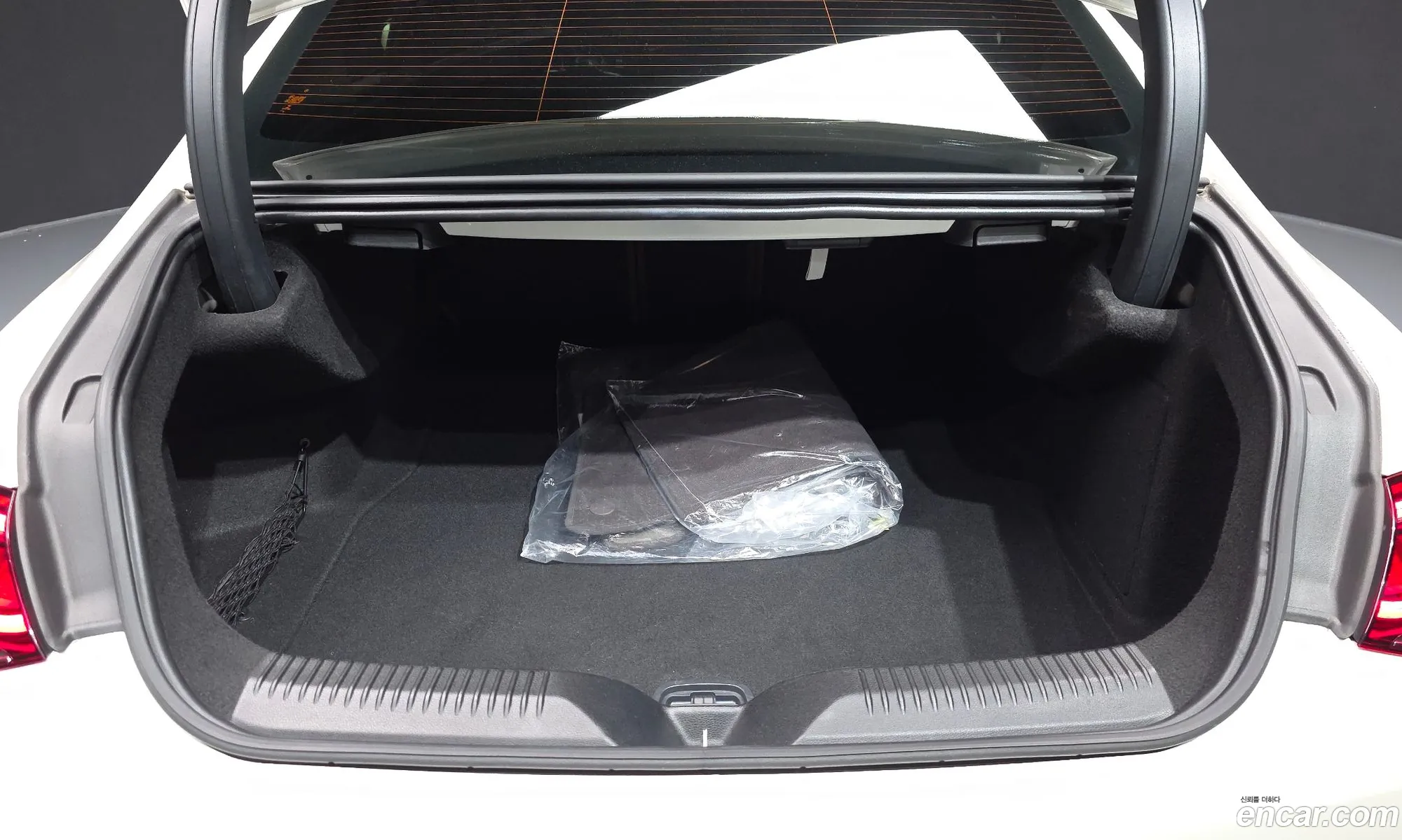 Mercedes-Benz CLS-Class C257 2018 WDD2J2DB4KA011938 — 30