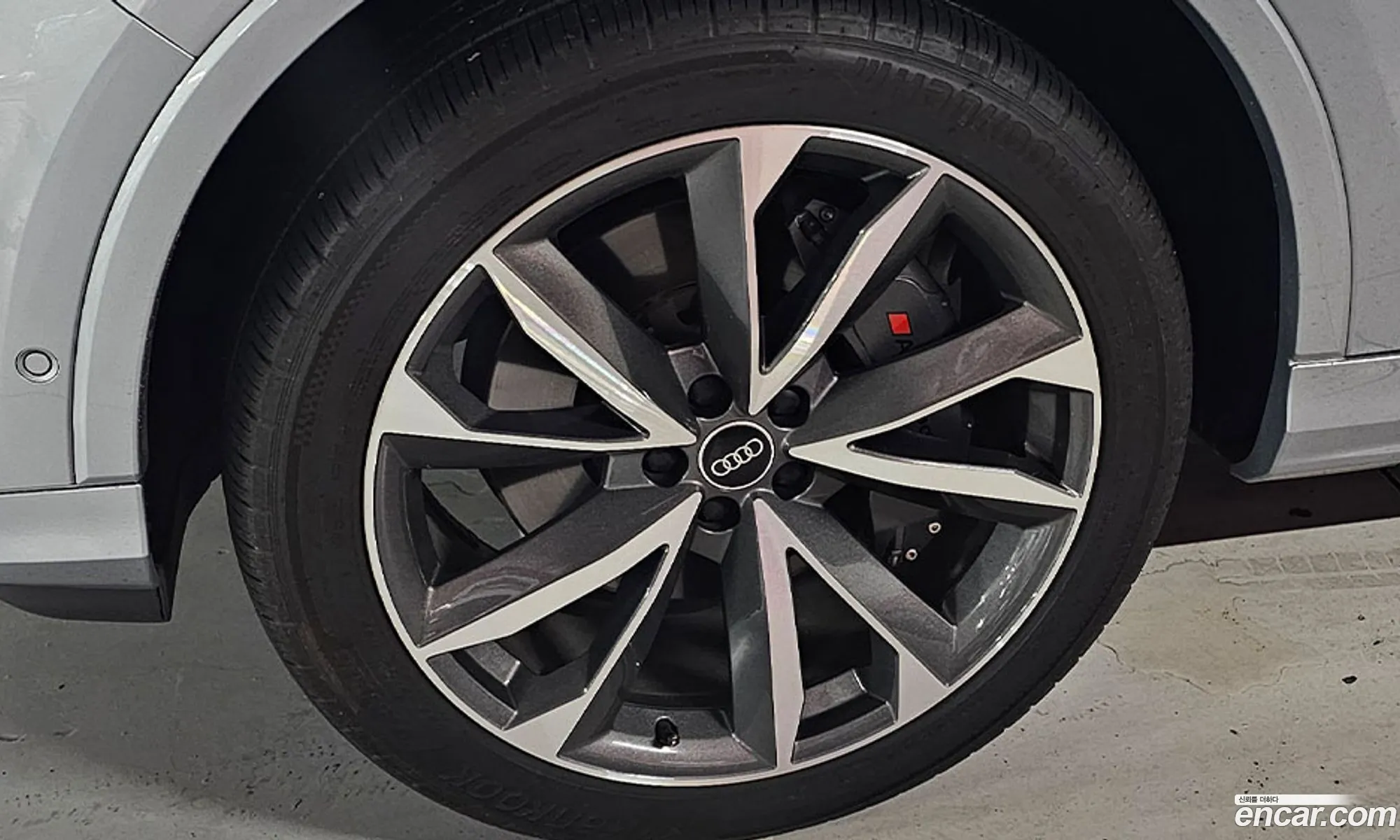 Audi Q7 2023 — 10