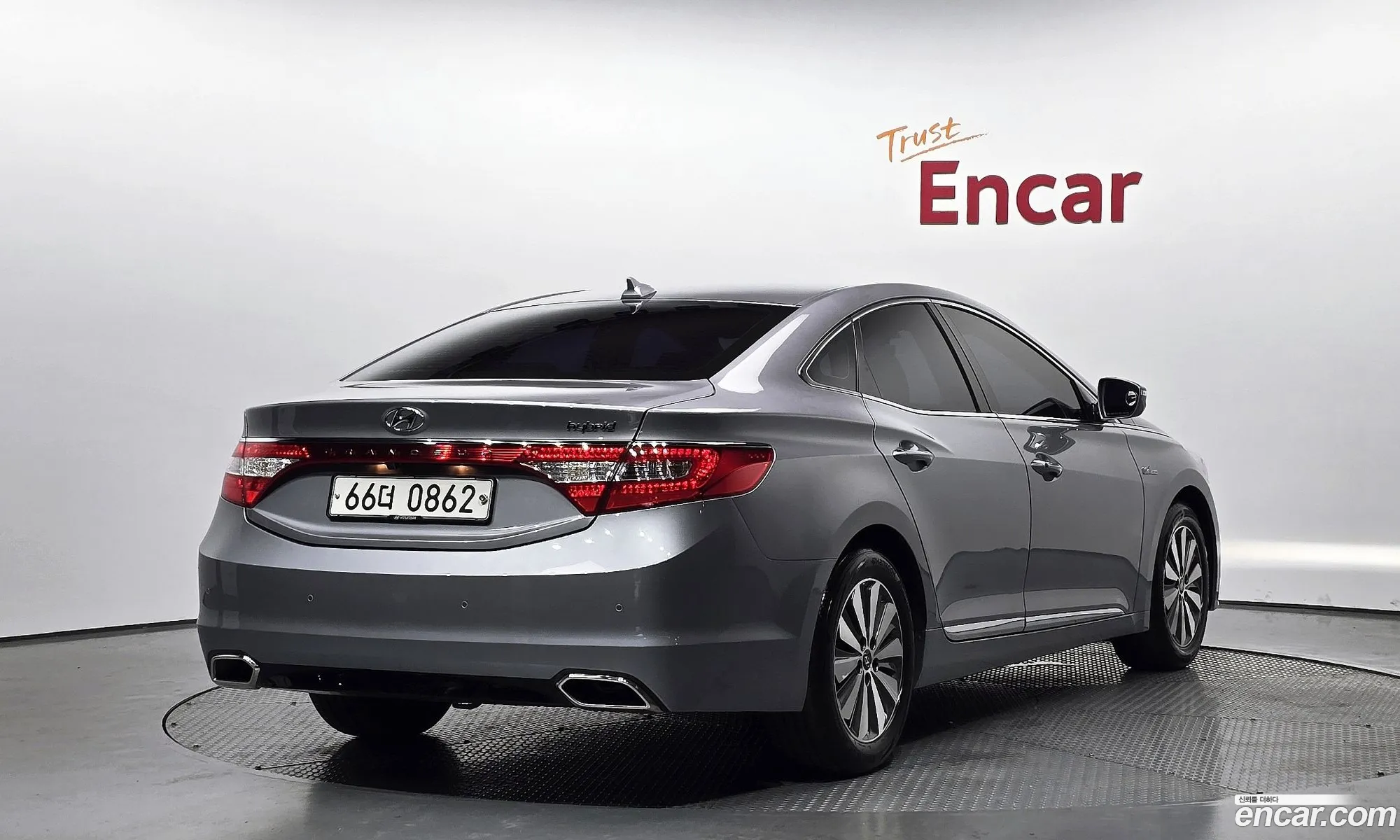 Hyundai Grandeur HG Hybrid 2015 — 2