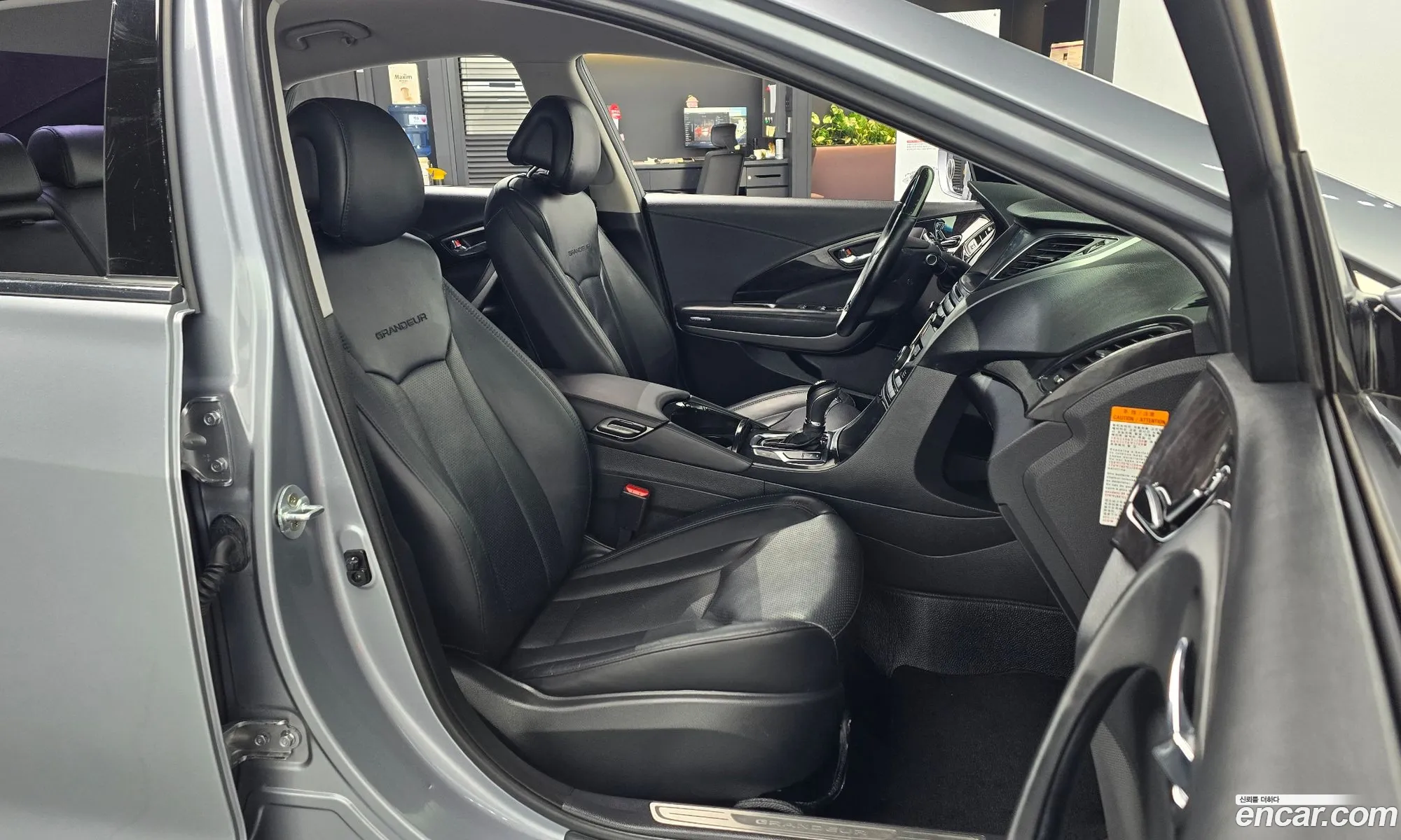 Hyundai Grandeur HG Hybrid 2015 — 20