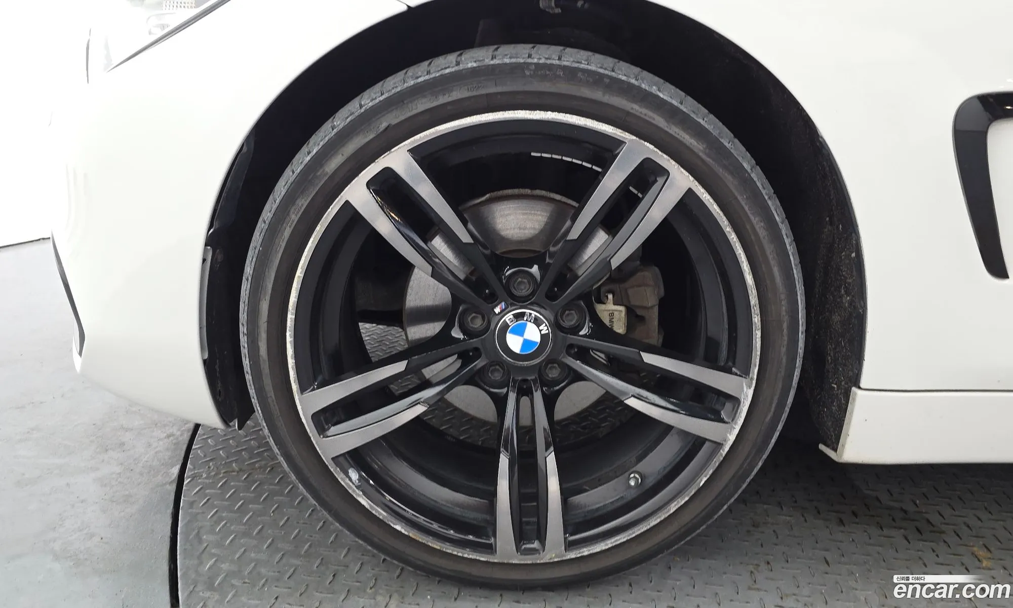 BMW 4 Series 2015 WBA4B7106FD958397 — 19