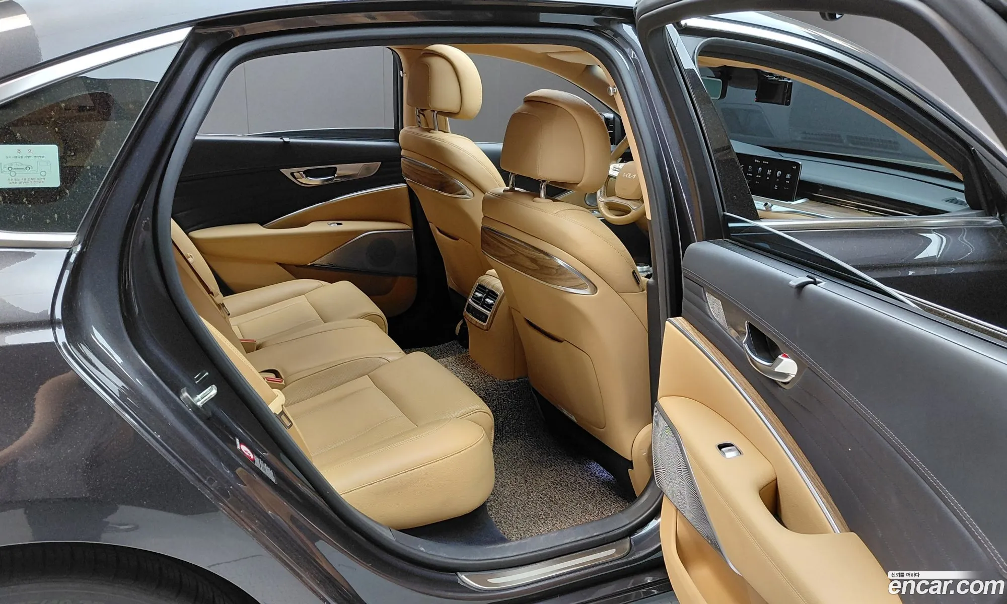 Kia K9 2022 — 2