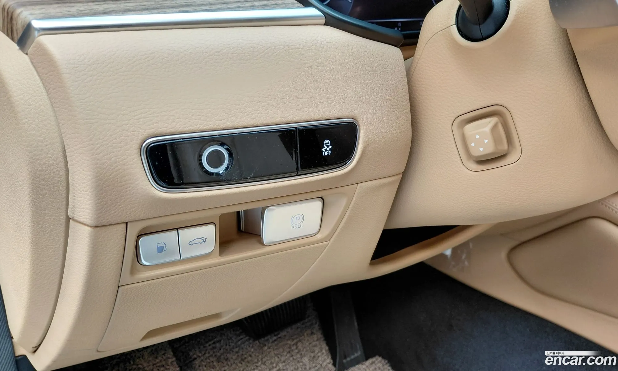 Kia K9 2022 — 12
