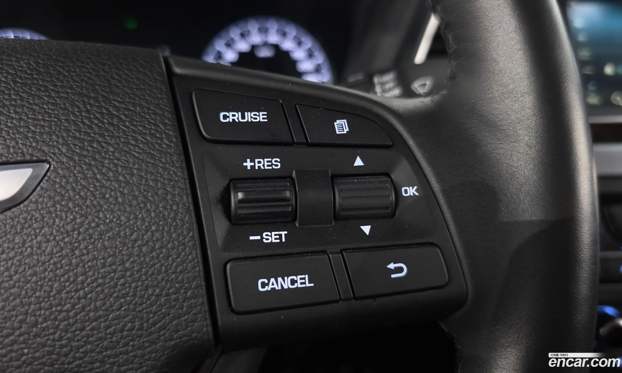Hyundai Genesis DH 2016 — 17