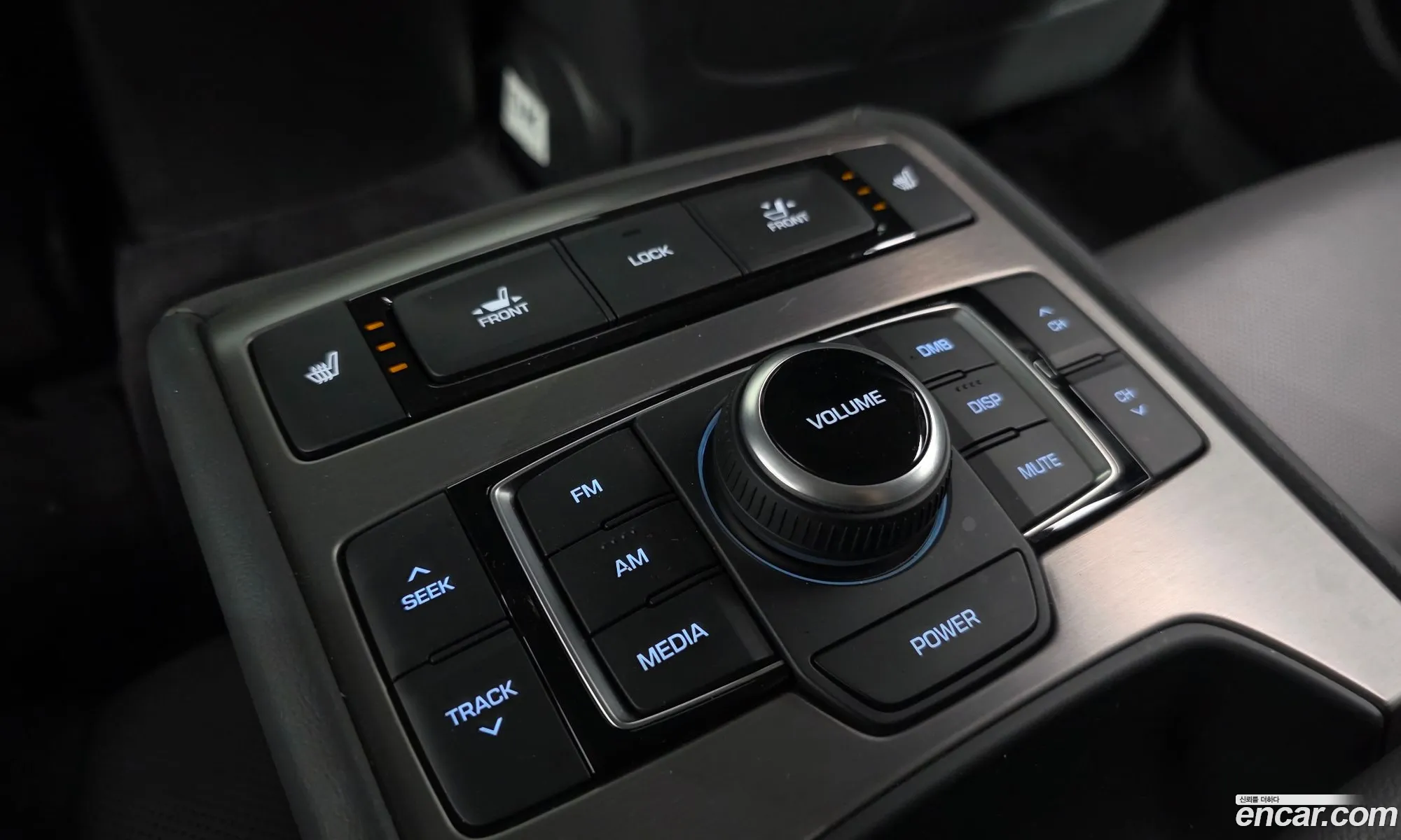 Hyundai Genesis DH 2016 — 3