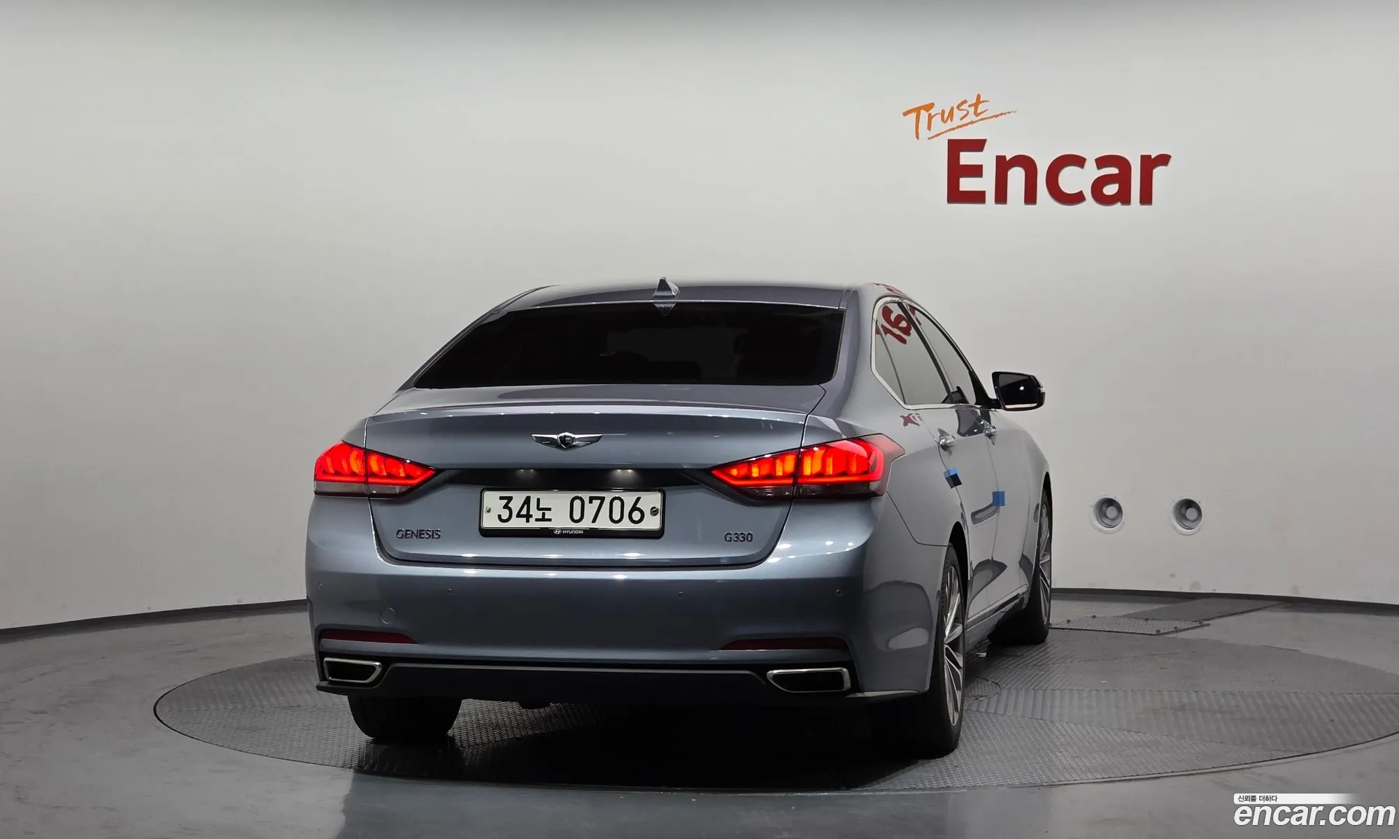 Hyundai Genesis DH 2016 — 12