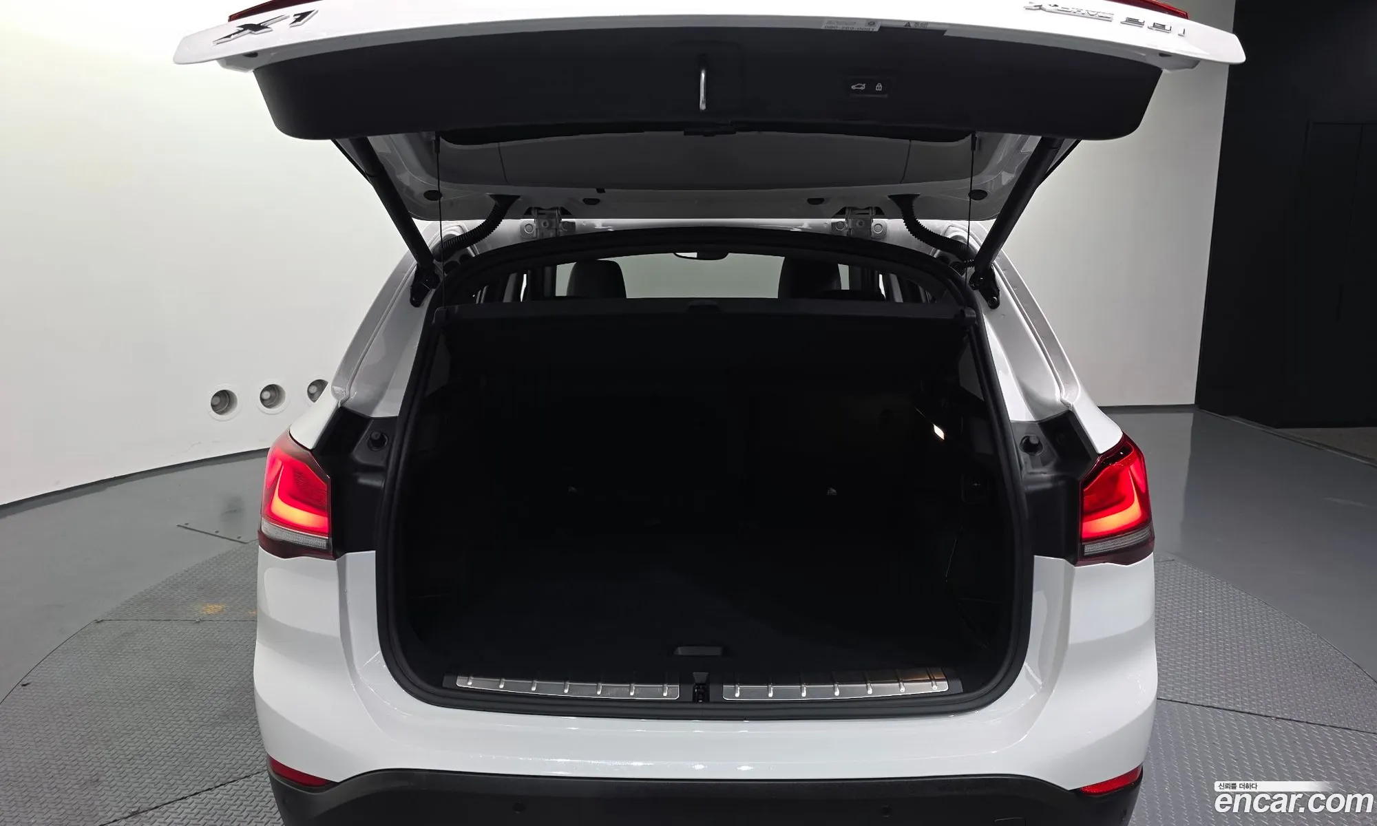 BMW X1 2021 — 23