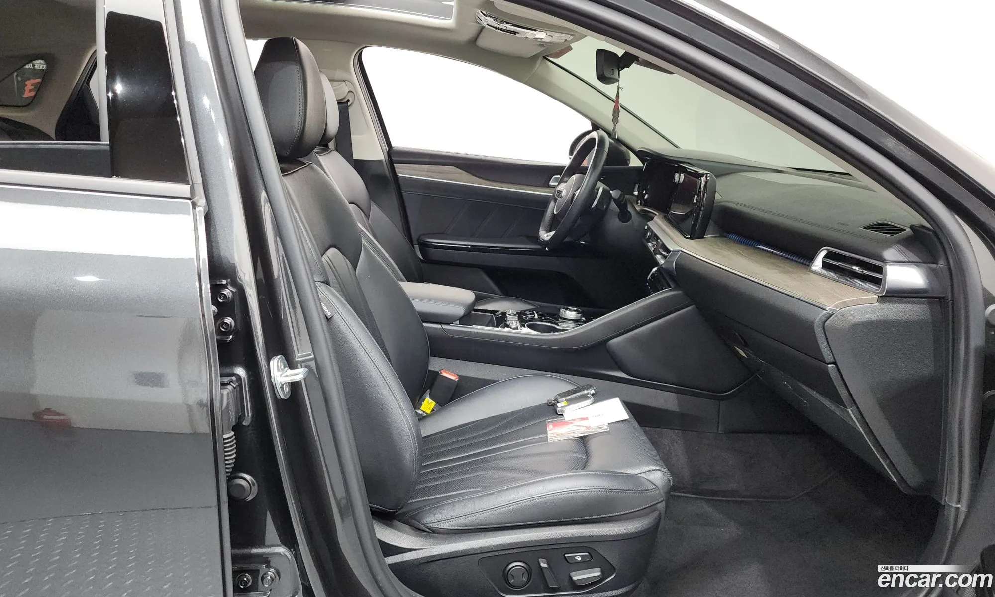Kia K5 2020 — 10