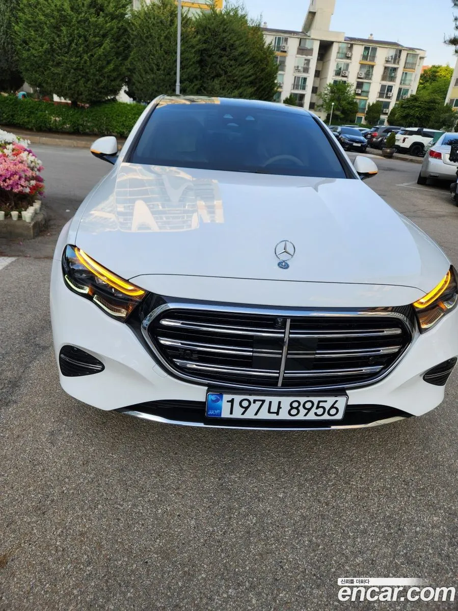 Mercedes-Benz E-Class W214 2026 — 16