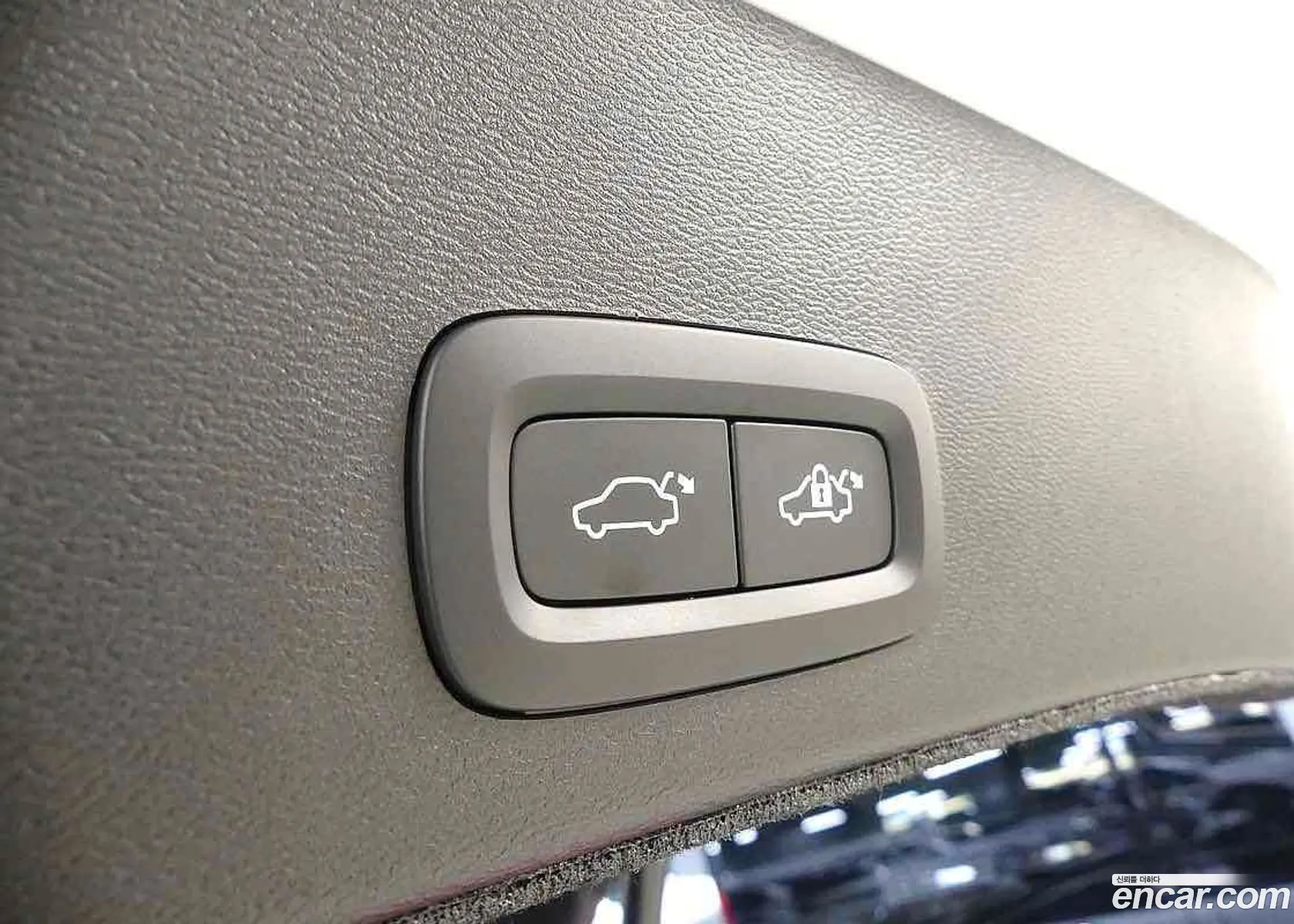 Volvo XC40 2024 — 8