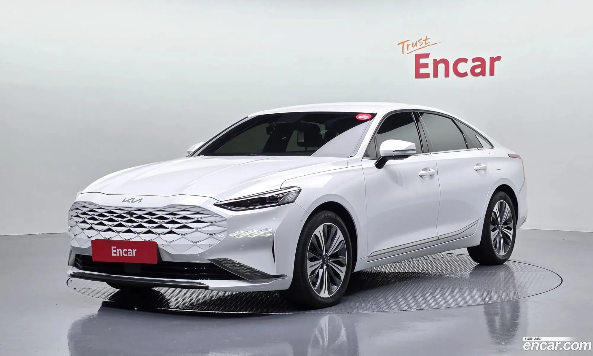 Kia K8 Hybrid 2022 — 6