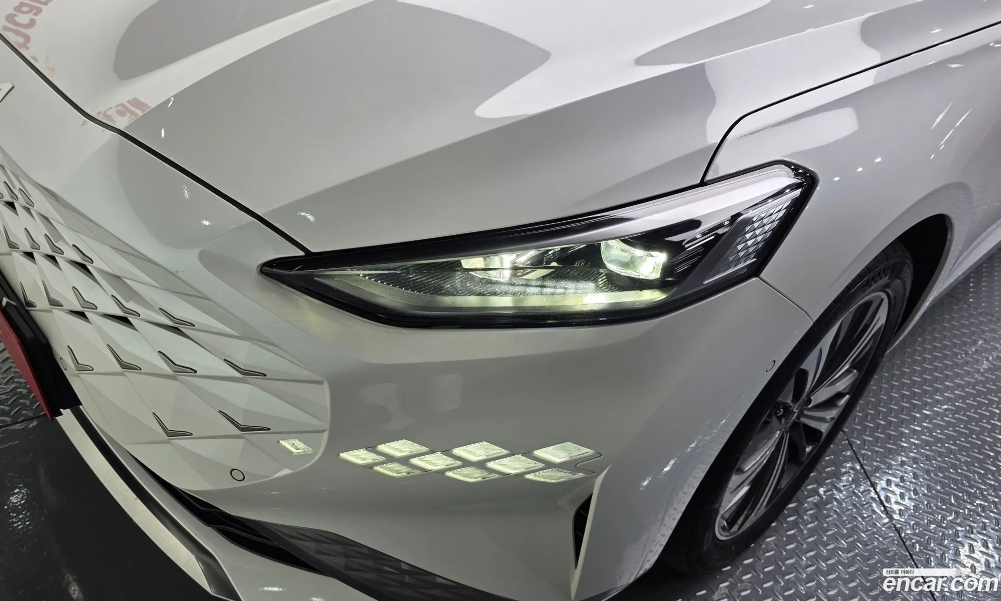 Kia K8 Hybrid 2022 — 26