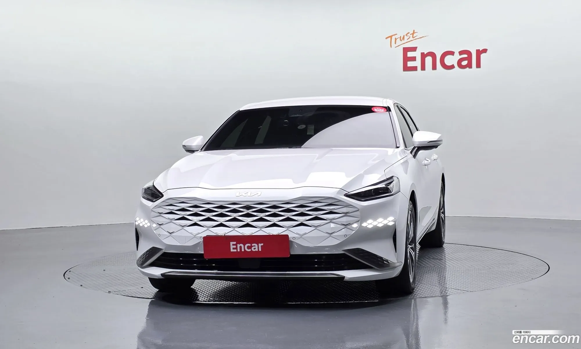 Kia K8 Hybrid 2022 — 5