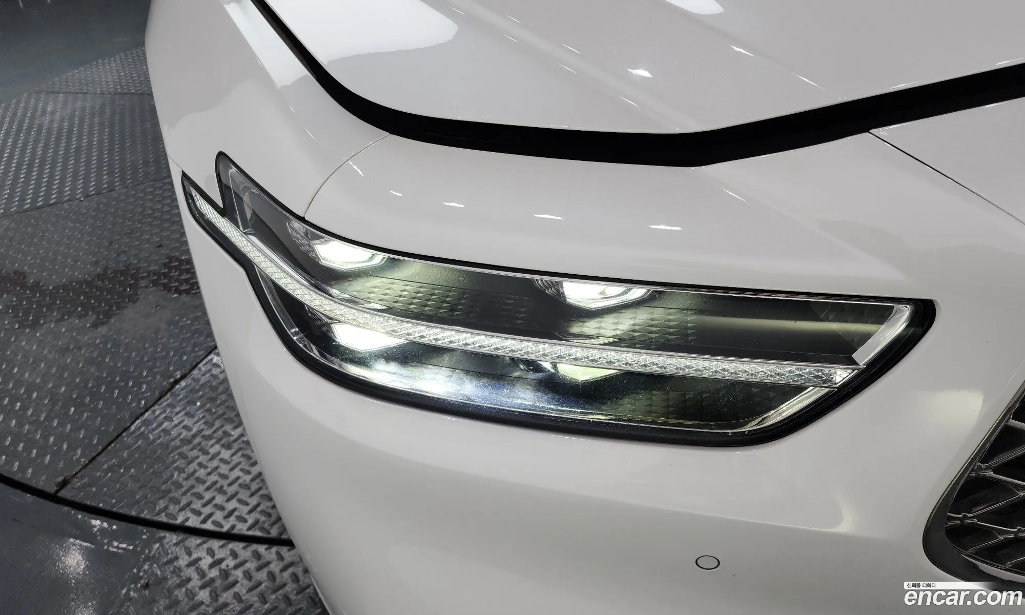 Genesis G90 2020 — 38