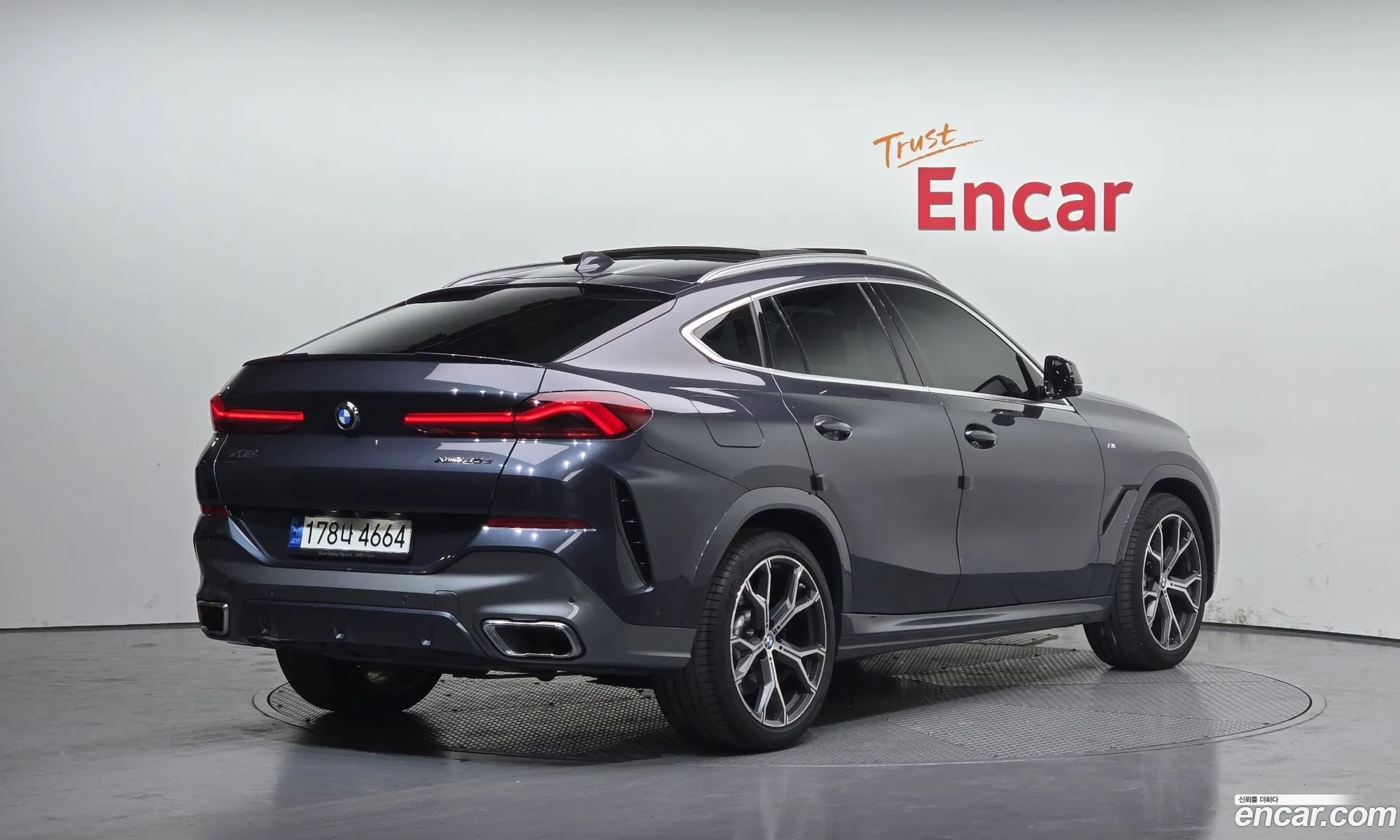 BMW X6 2021 — 2