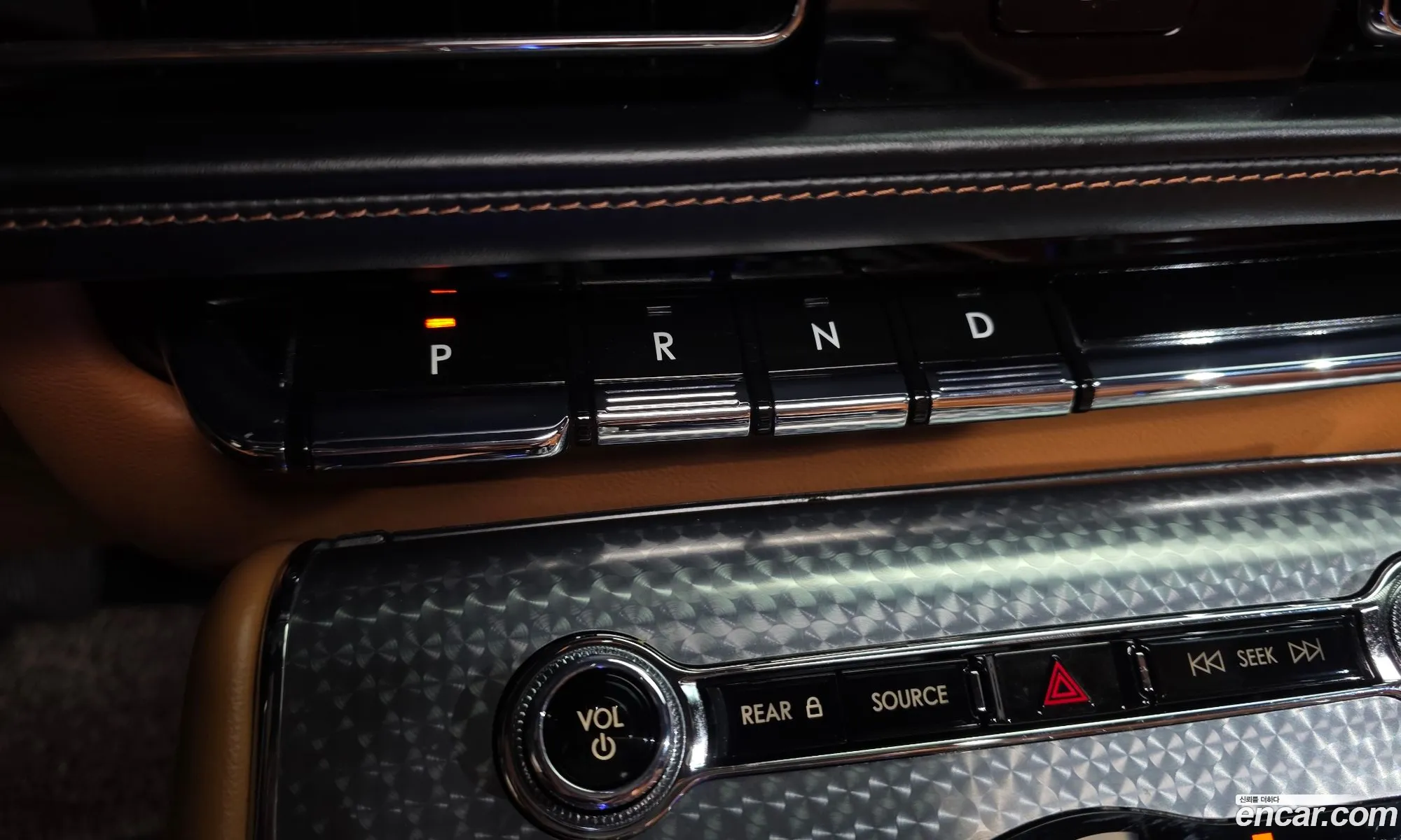 Lincoln Aviator 2021 5LM5J9XC2MGL10633 — 5