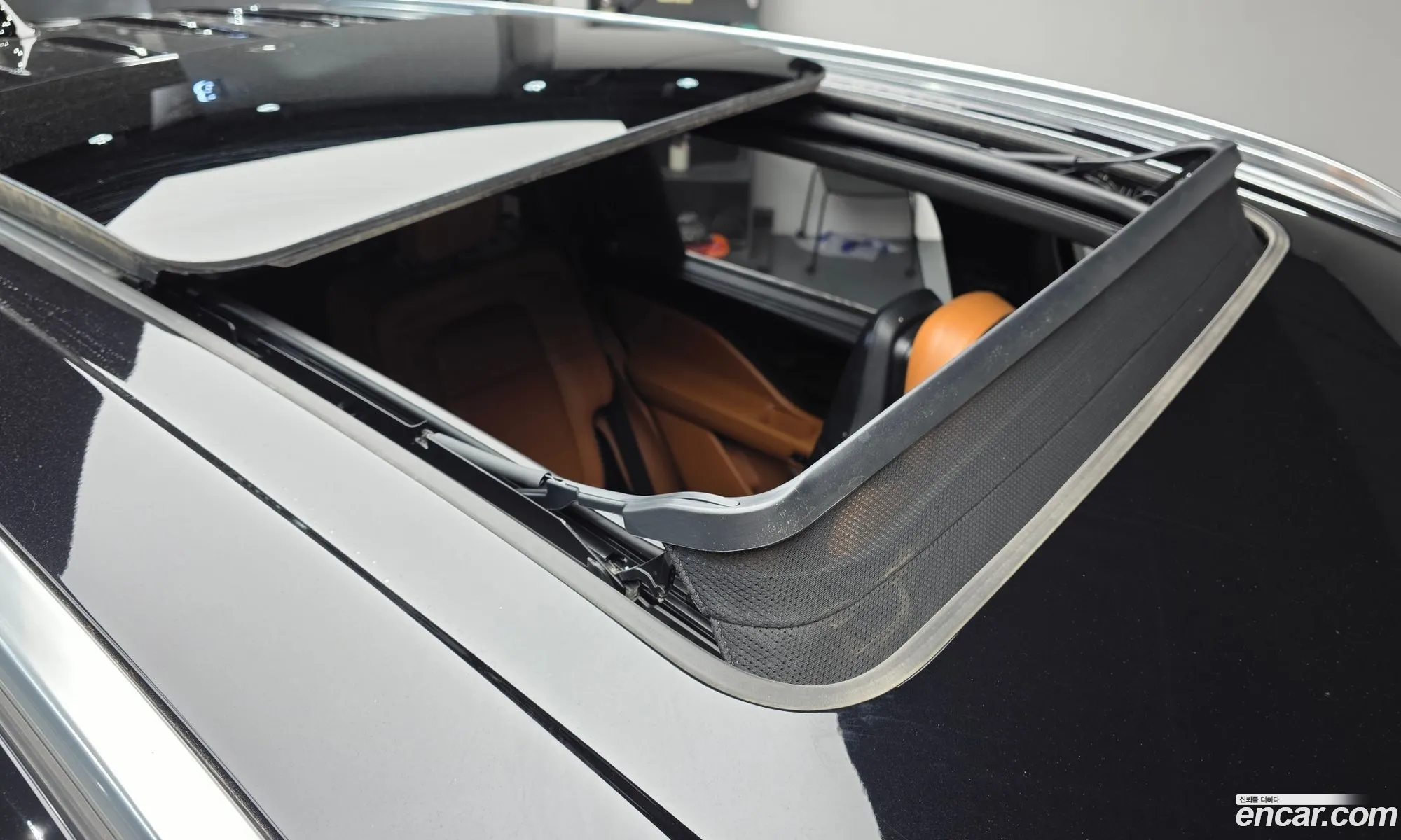 Lincoln Aviator 2021 5LM5J9XC2MGL10633 — 6