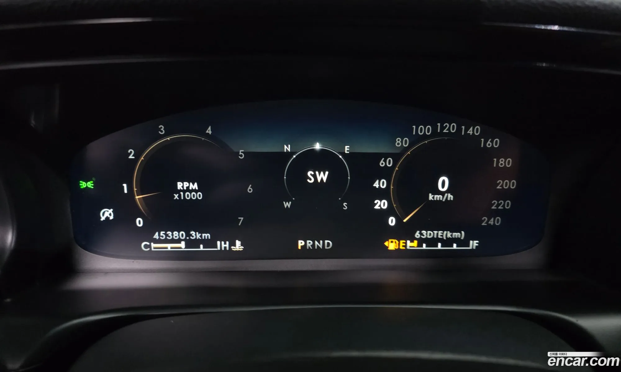 Lincoln Aviator 2021 5LM5J9XC2MGL10633 — 24