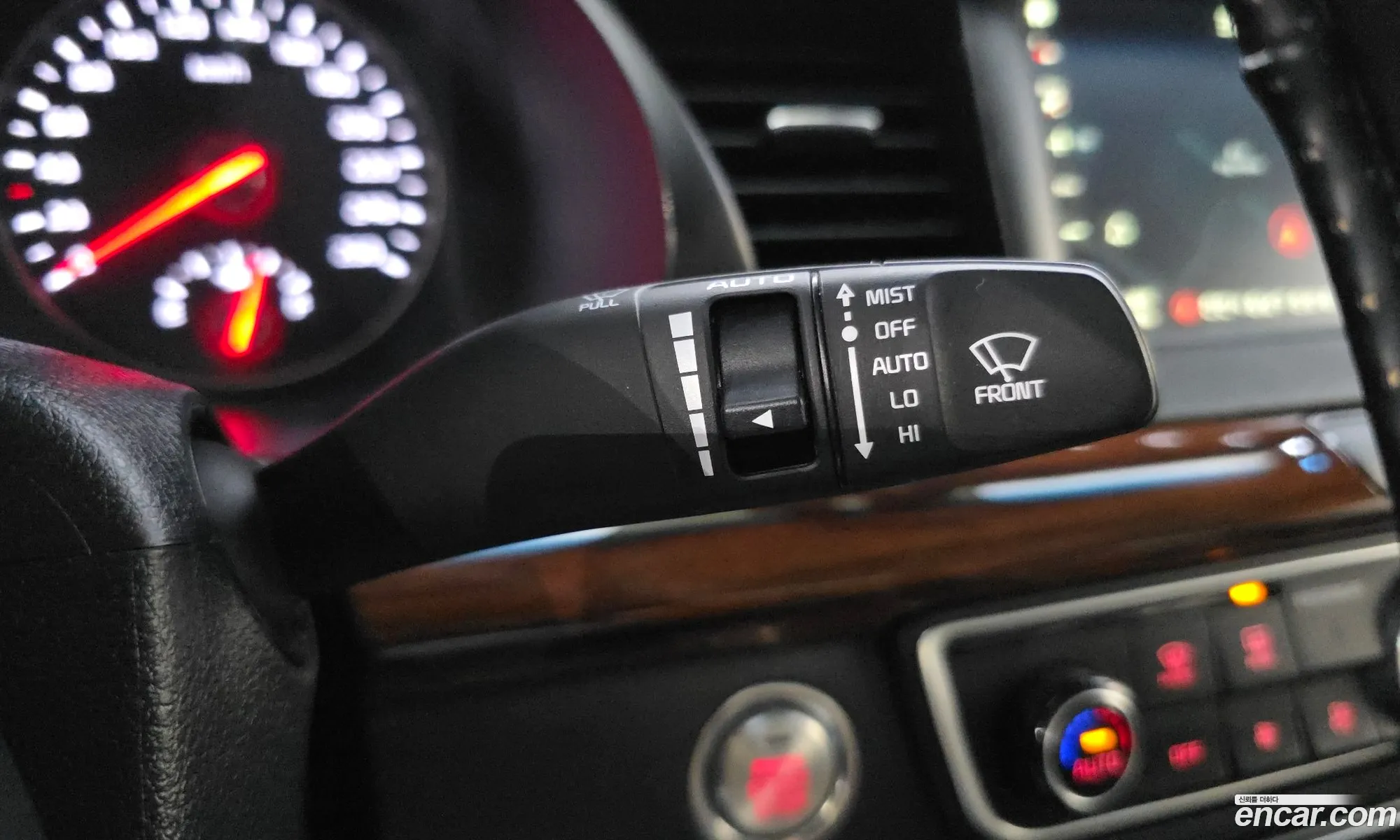 Kia K7 2017 — 25