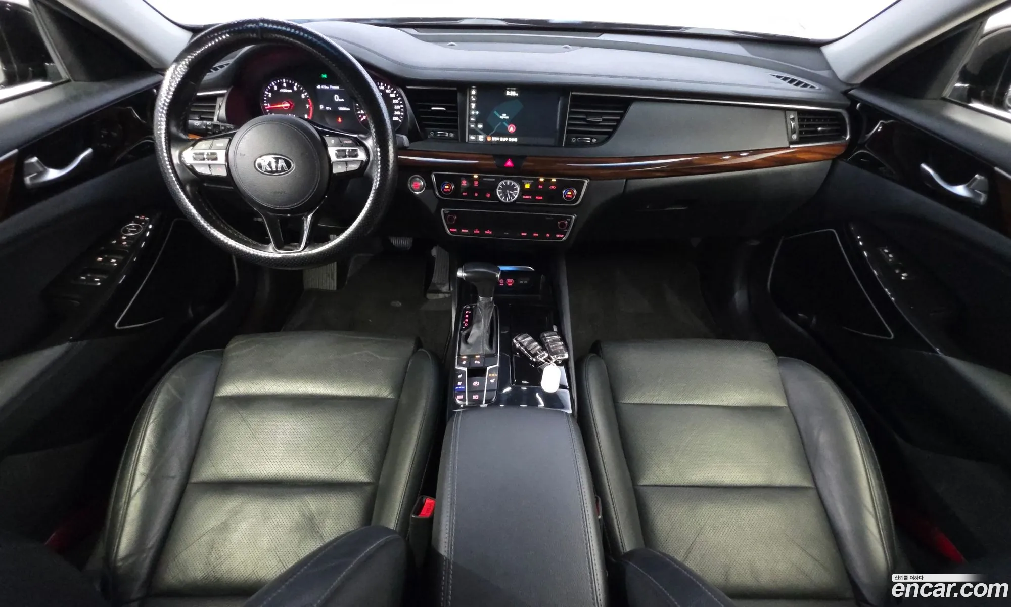 Kia K7 2017 — 27