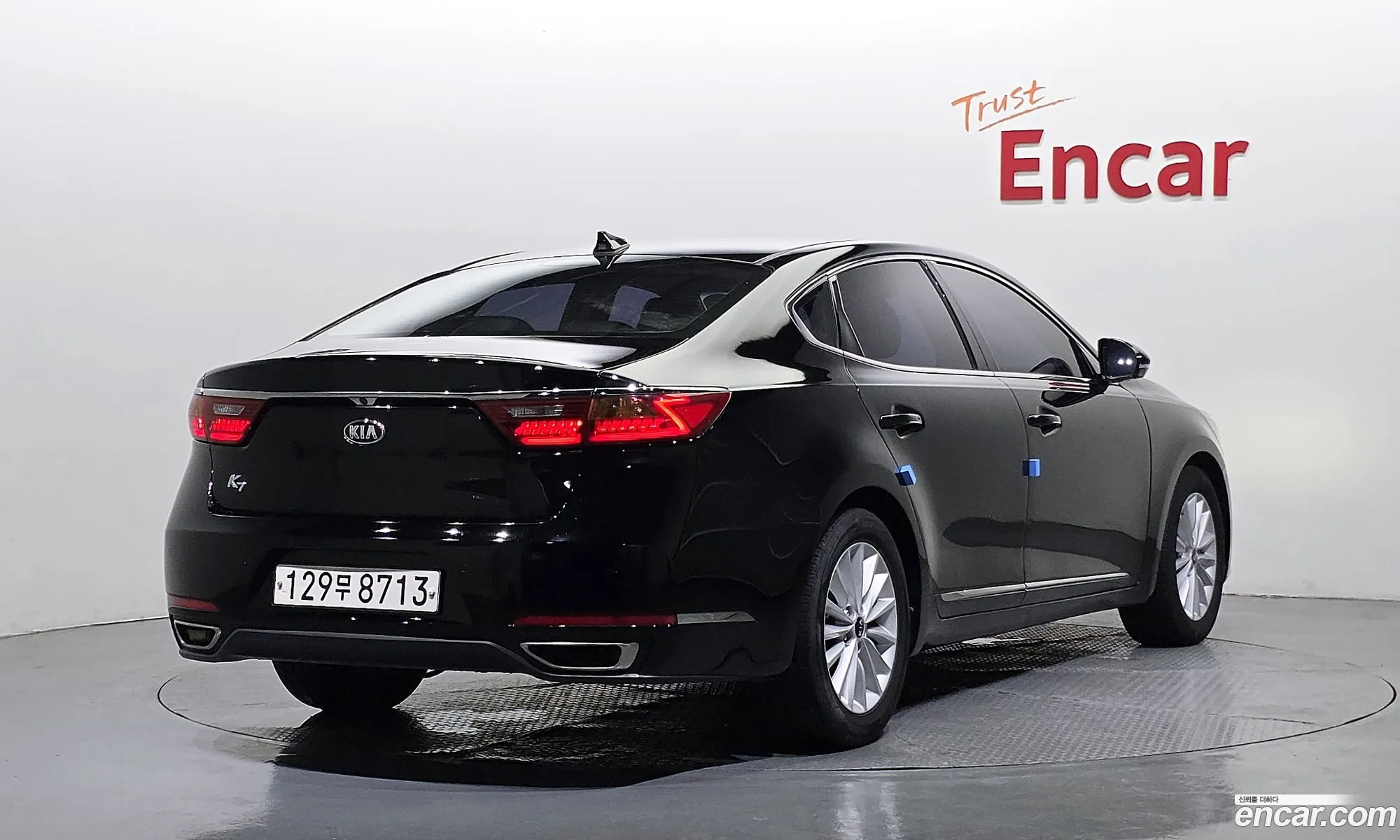Kia K7 2017 — 14